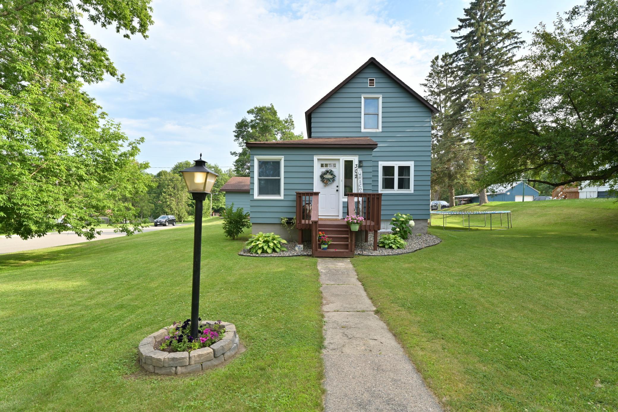 302 Mitchell Street Property Photo 1