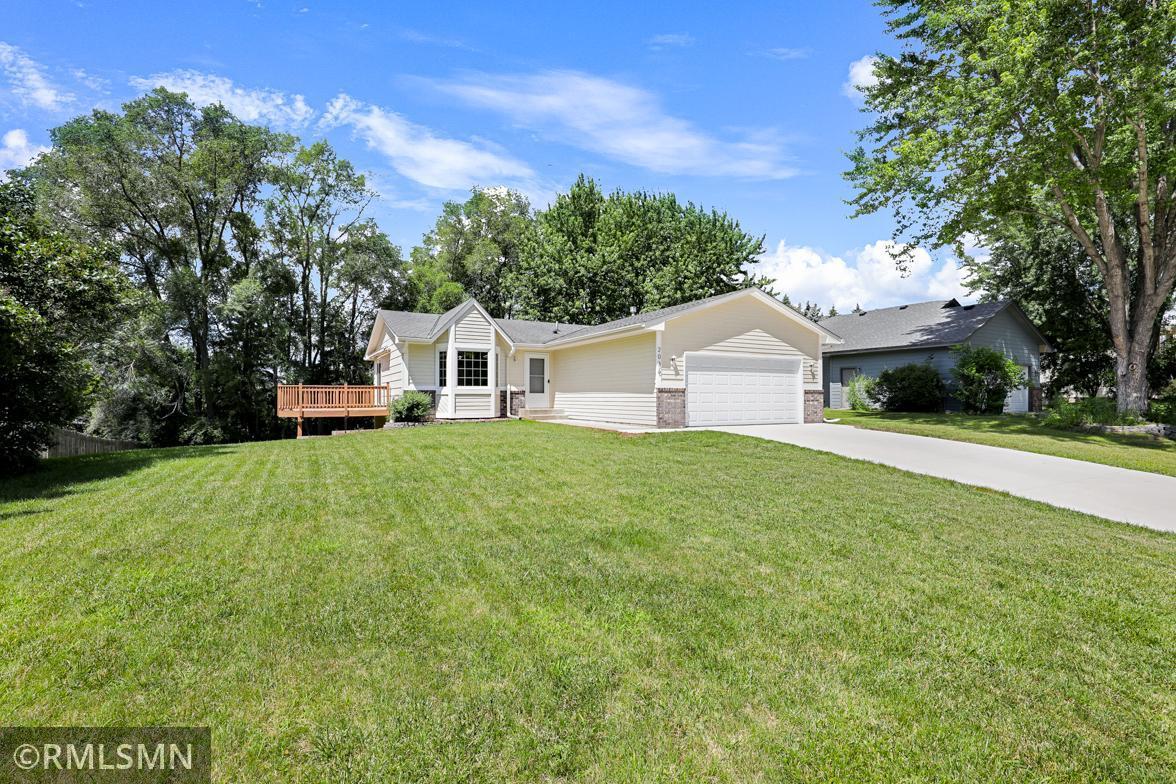 2036 Wenz Avenue Property Photo 1
