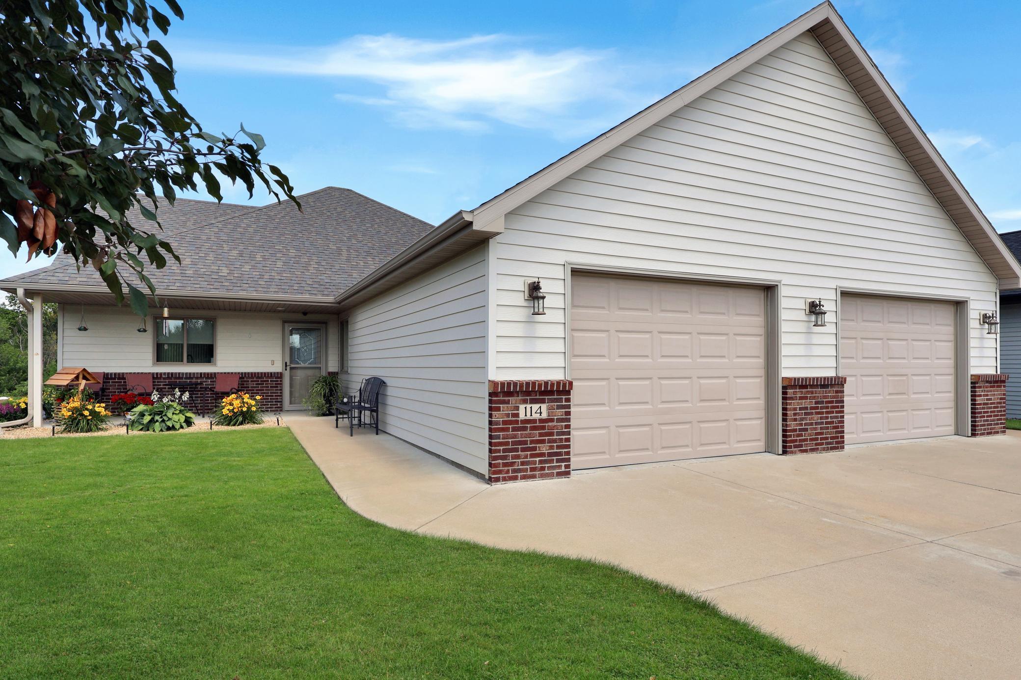 114 Serenity Court Property Photo 1