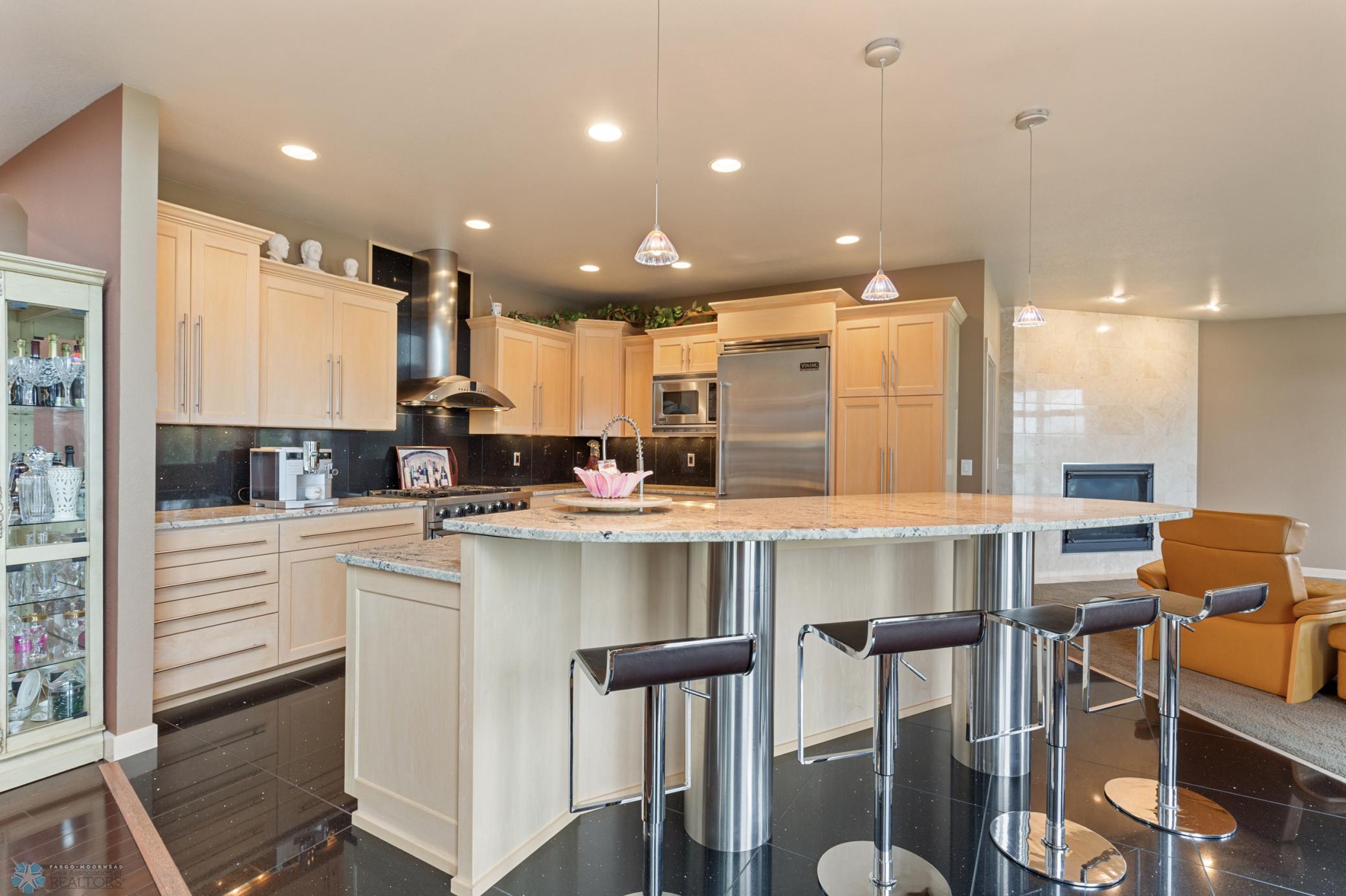 1811 7th Street E Property Photo 14