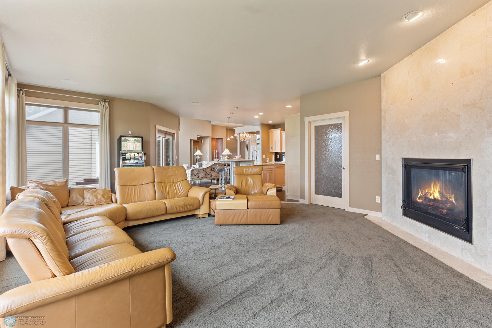 1811 7th Street E Property Photo 24