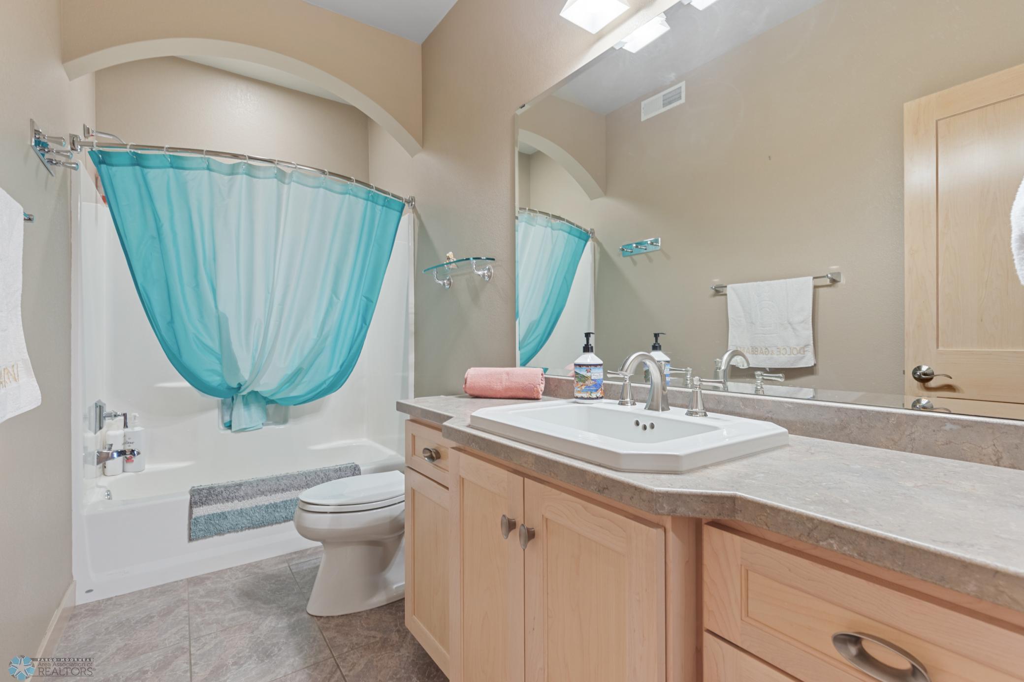 1811 7th Street E Property Photo 33