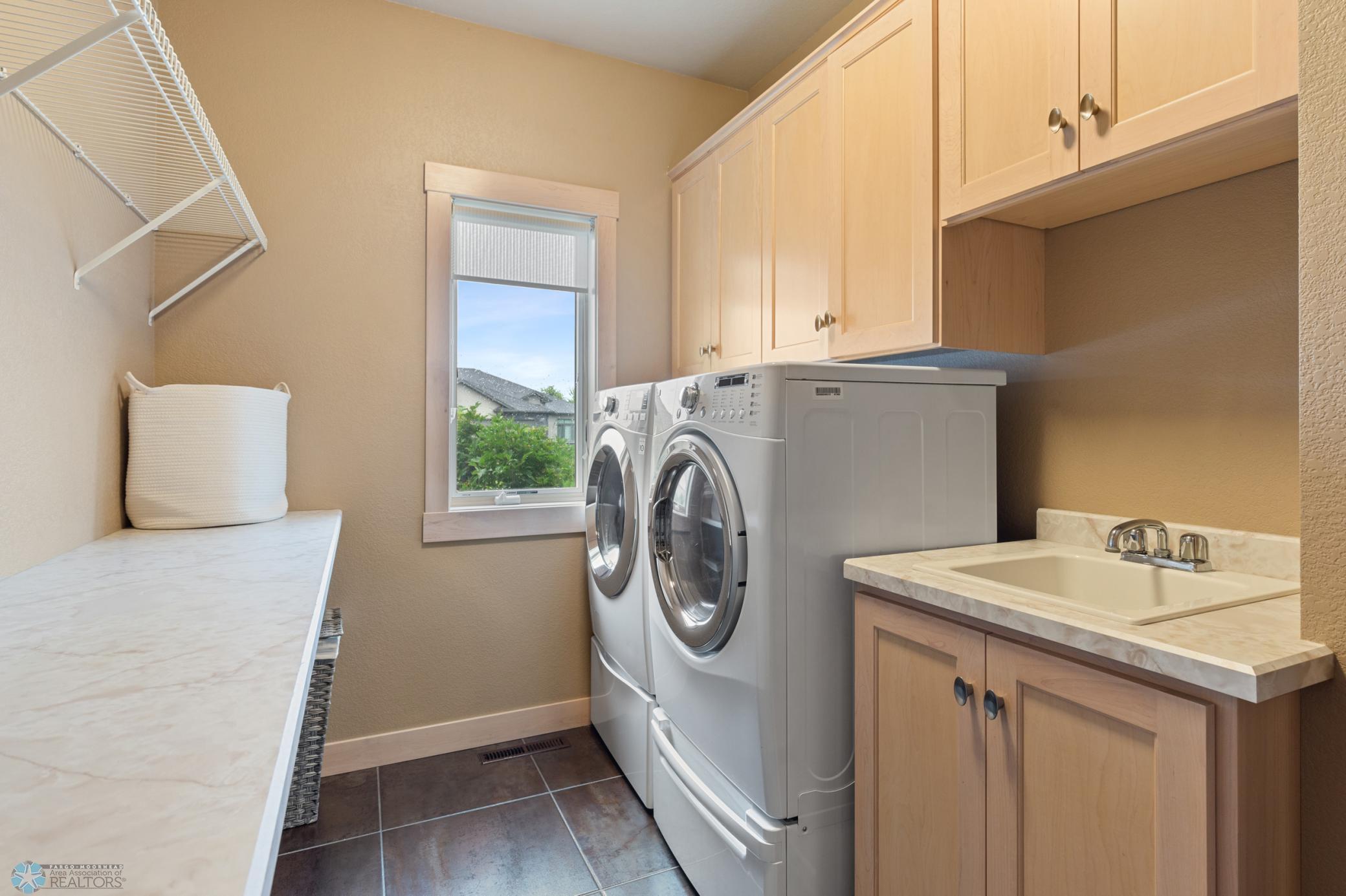 1811 7th Street E Property Photo 34