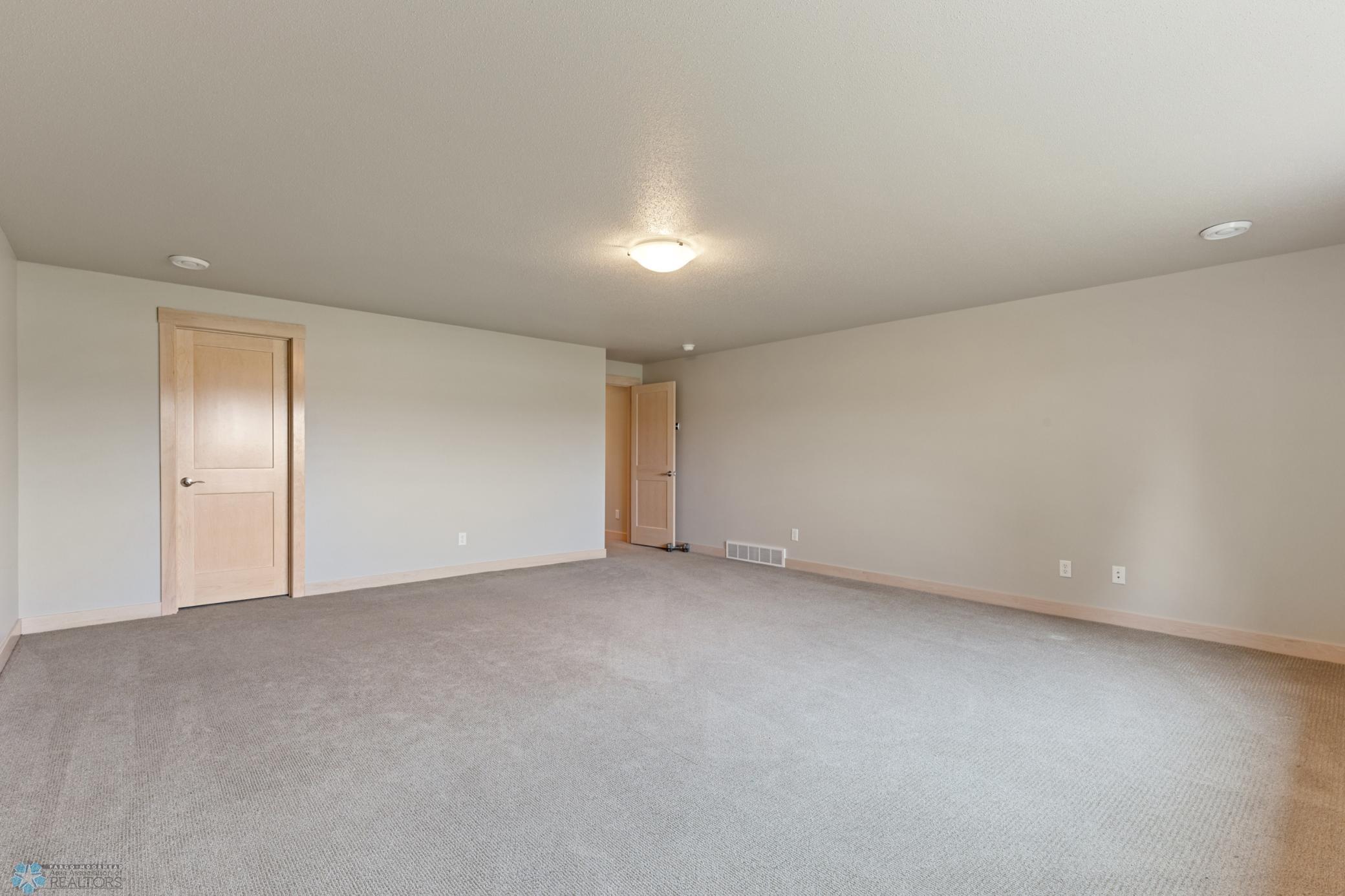 1811 7th Street E Property Photo 42