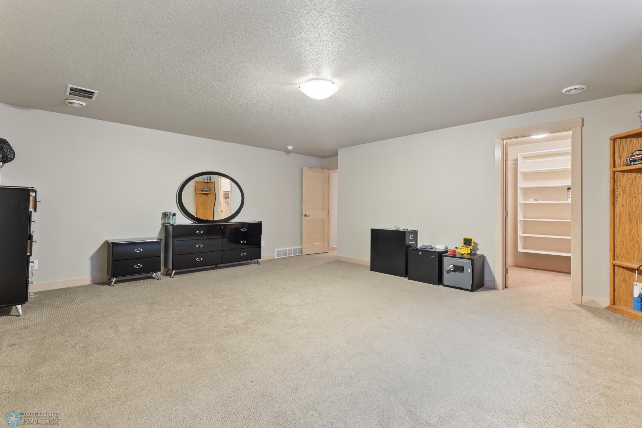 1811 7th Street E Property Photo 45