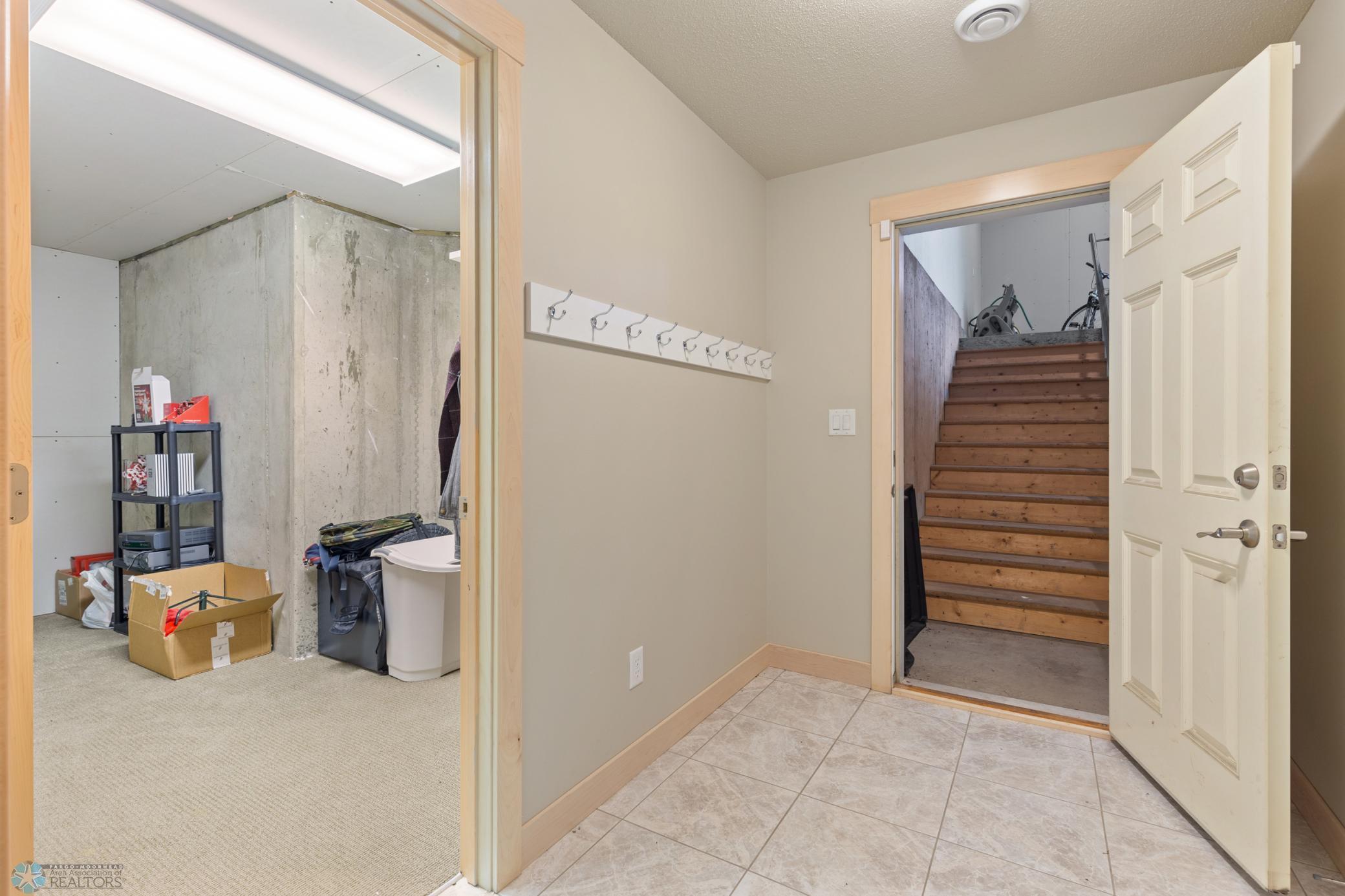 1811 7th Street E Property Photo 46