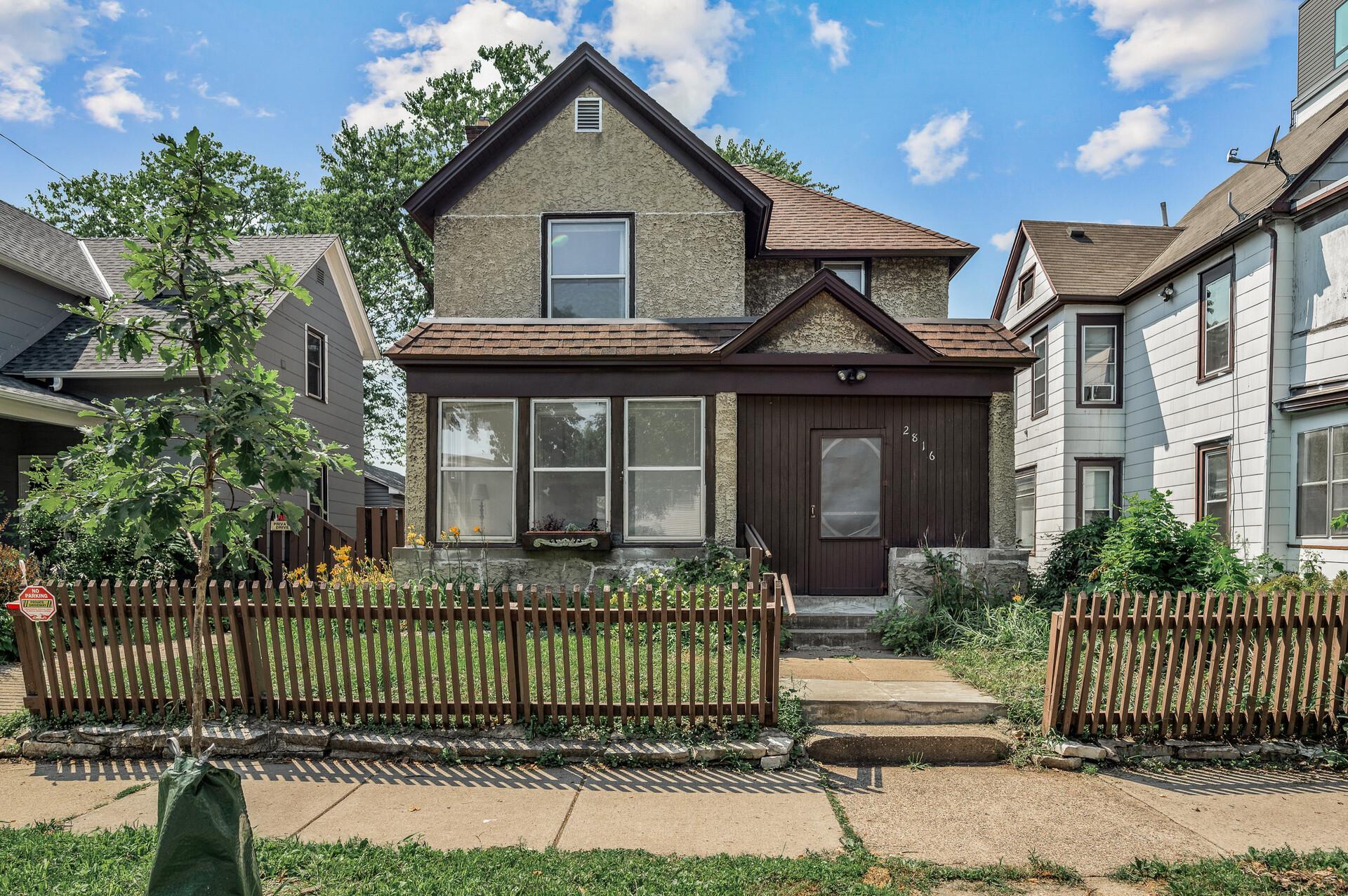 2816 Garfield Avenue Property Photo