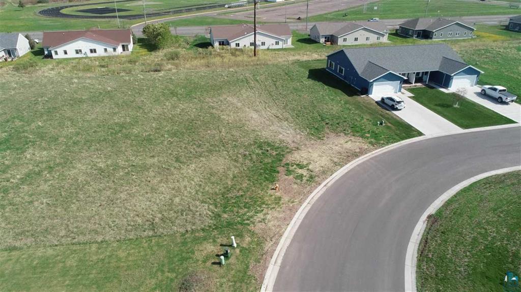 34 Spartan Circle Drive Property Photo 8