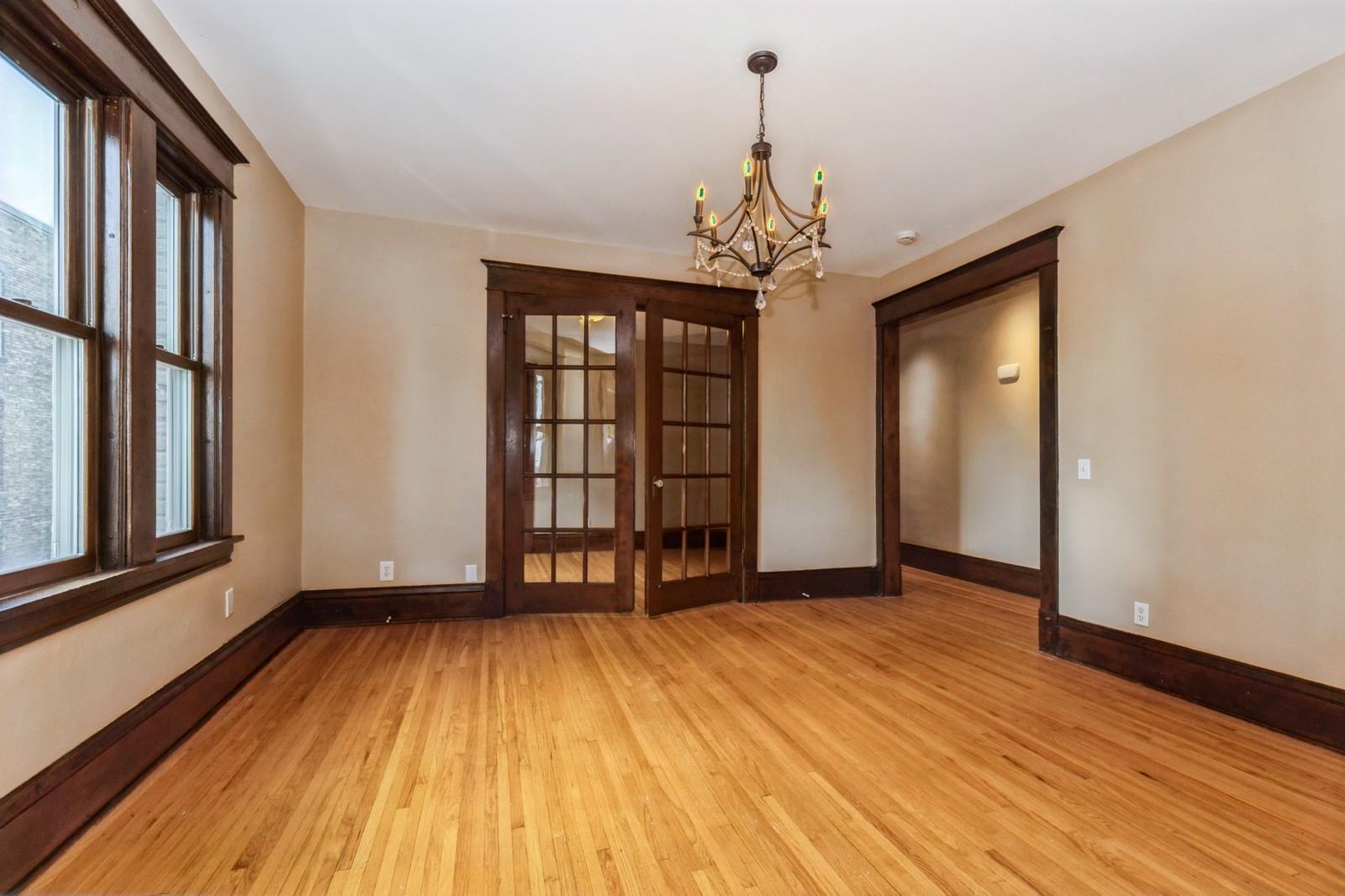 304 Marshall Avenue 5 Property Photo 3