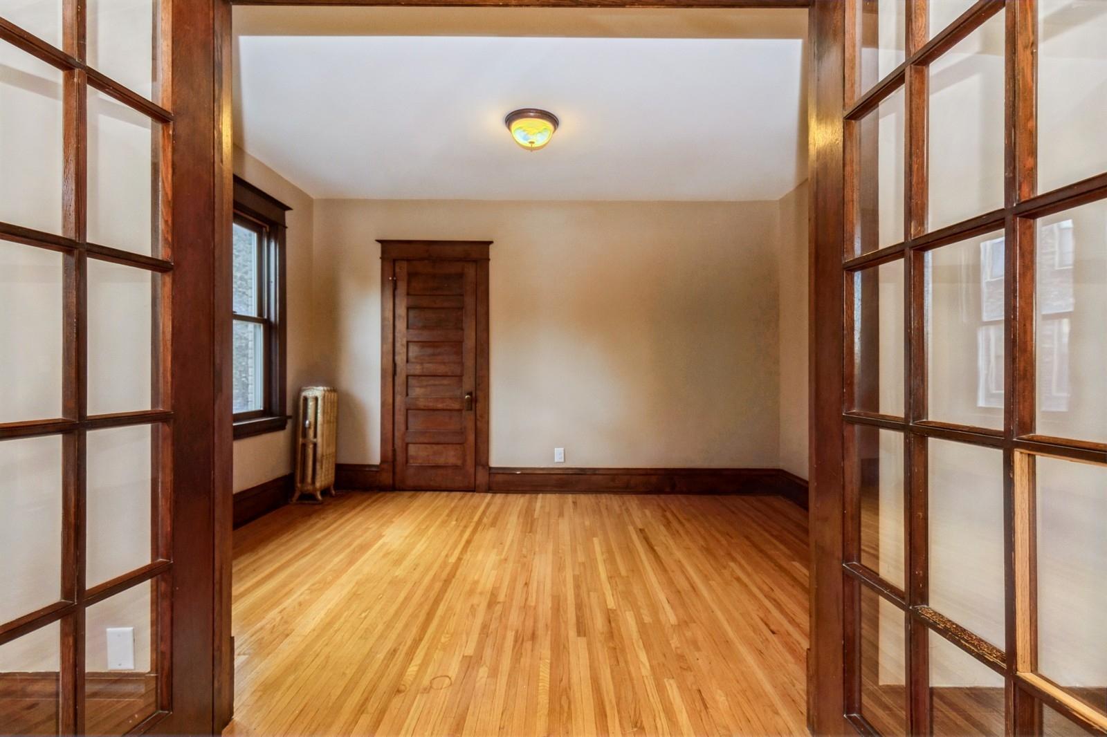 304 Marshall Avenue 5 Property Photo 6