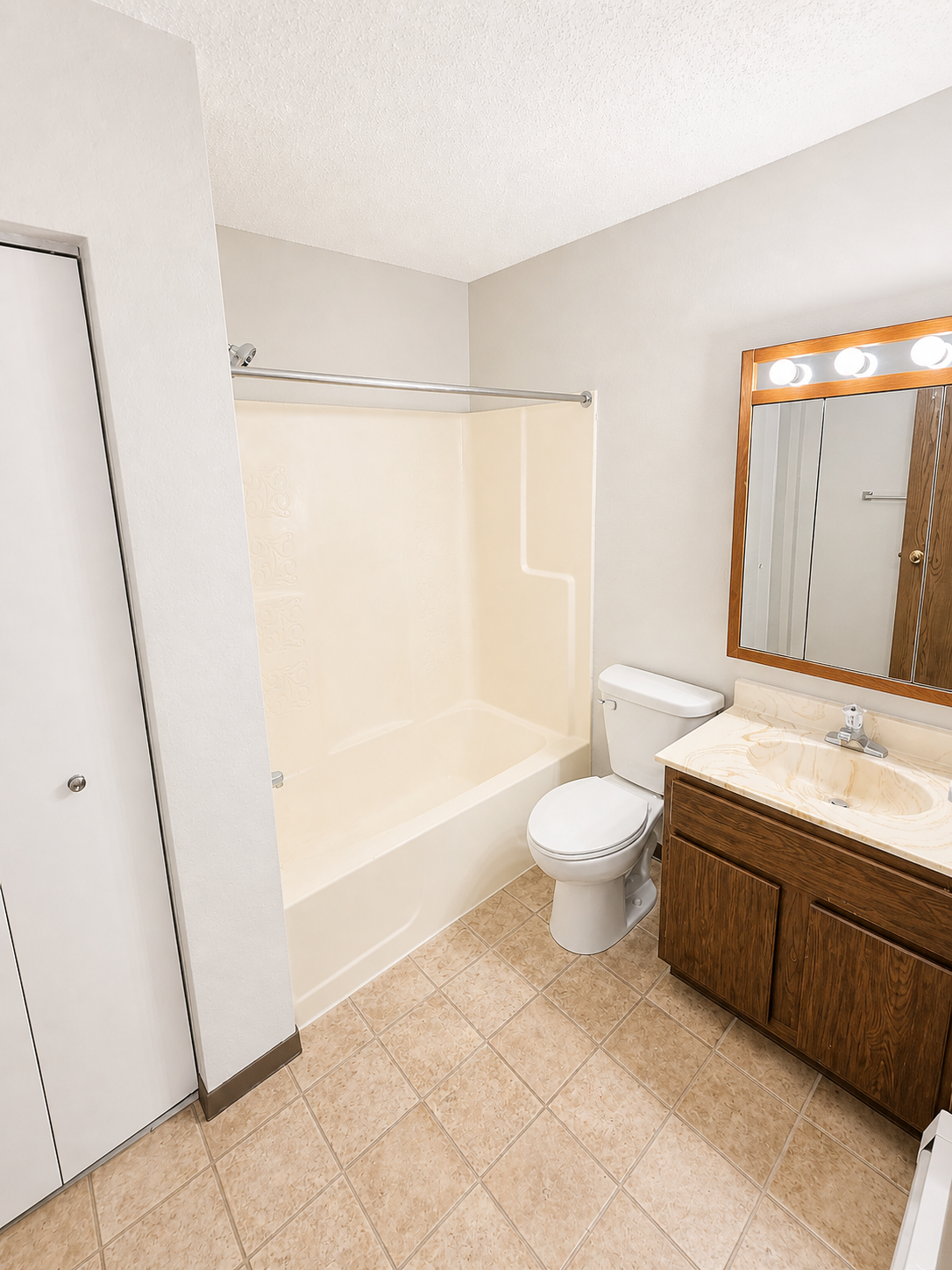 761 S 9th Street 5 Property Photo 7