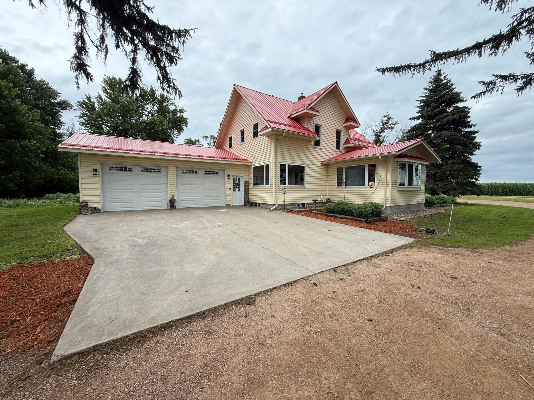 20177 Royal Avenue Property Photo 1