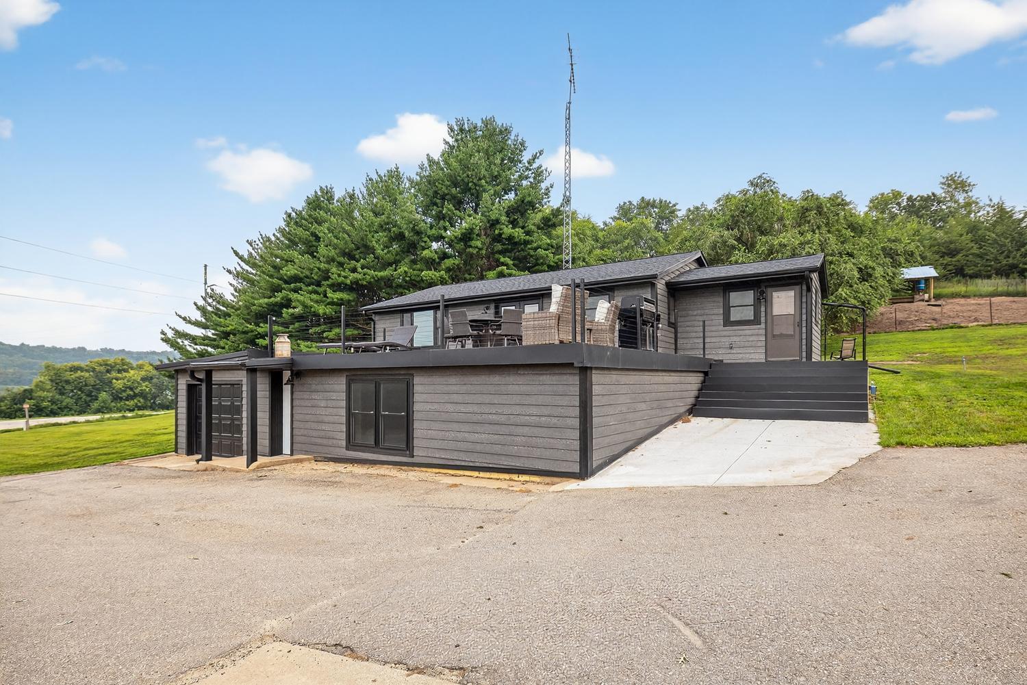 50352 Highway 42 Property Photo 1