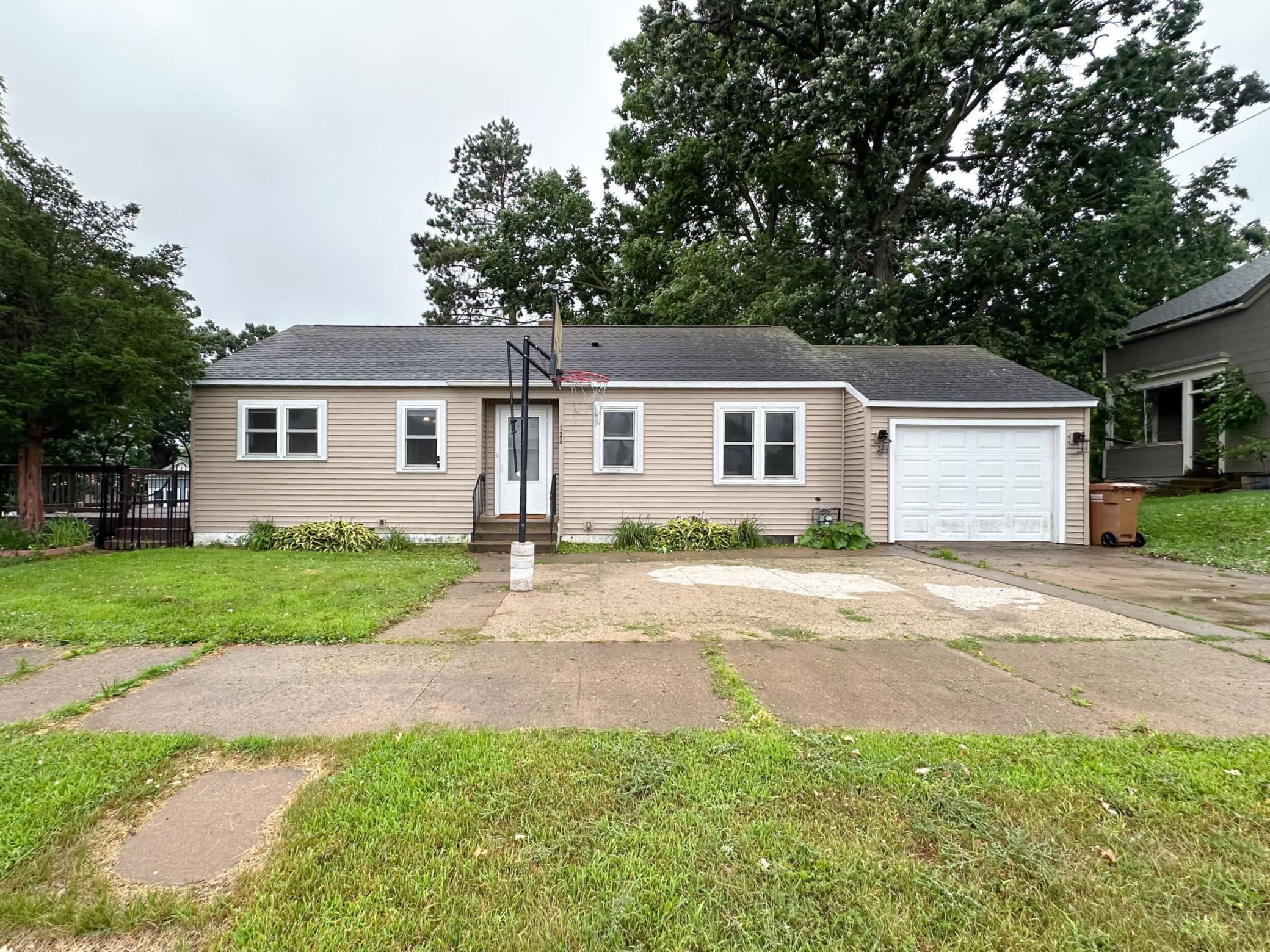 125 W Water Street
