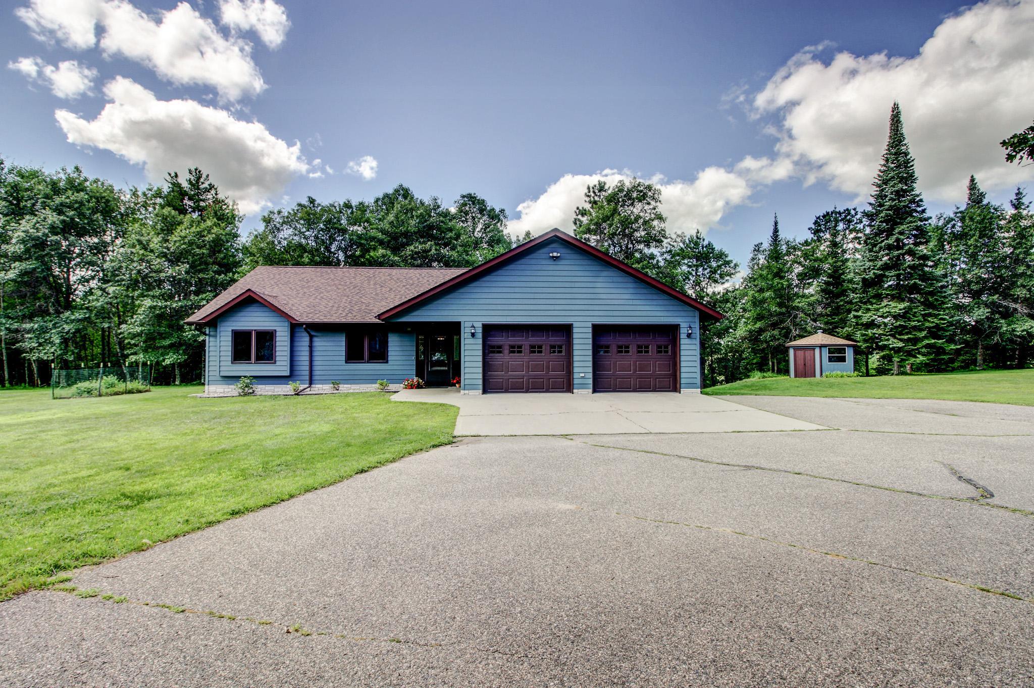 15727 Ester Drive Property Photo 1