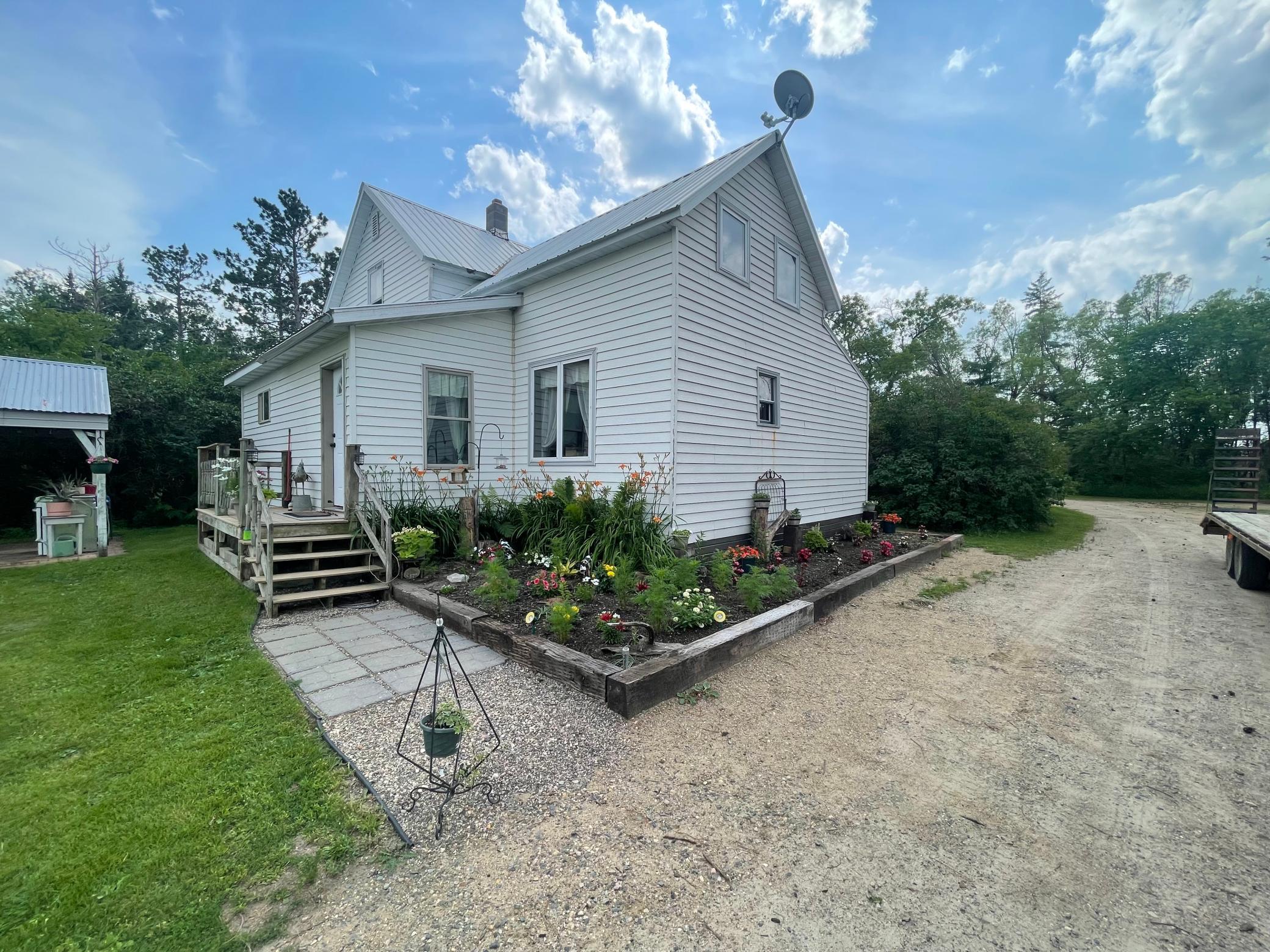 602 Main Avenue