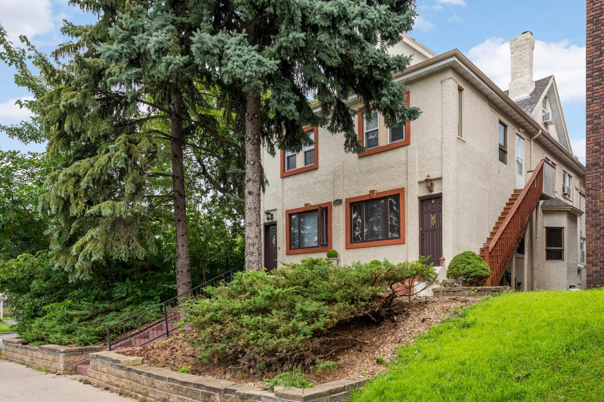 2507 Lyndale Avenue Property Photo