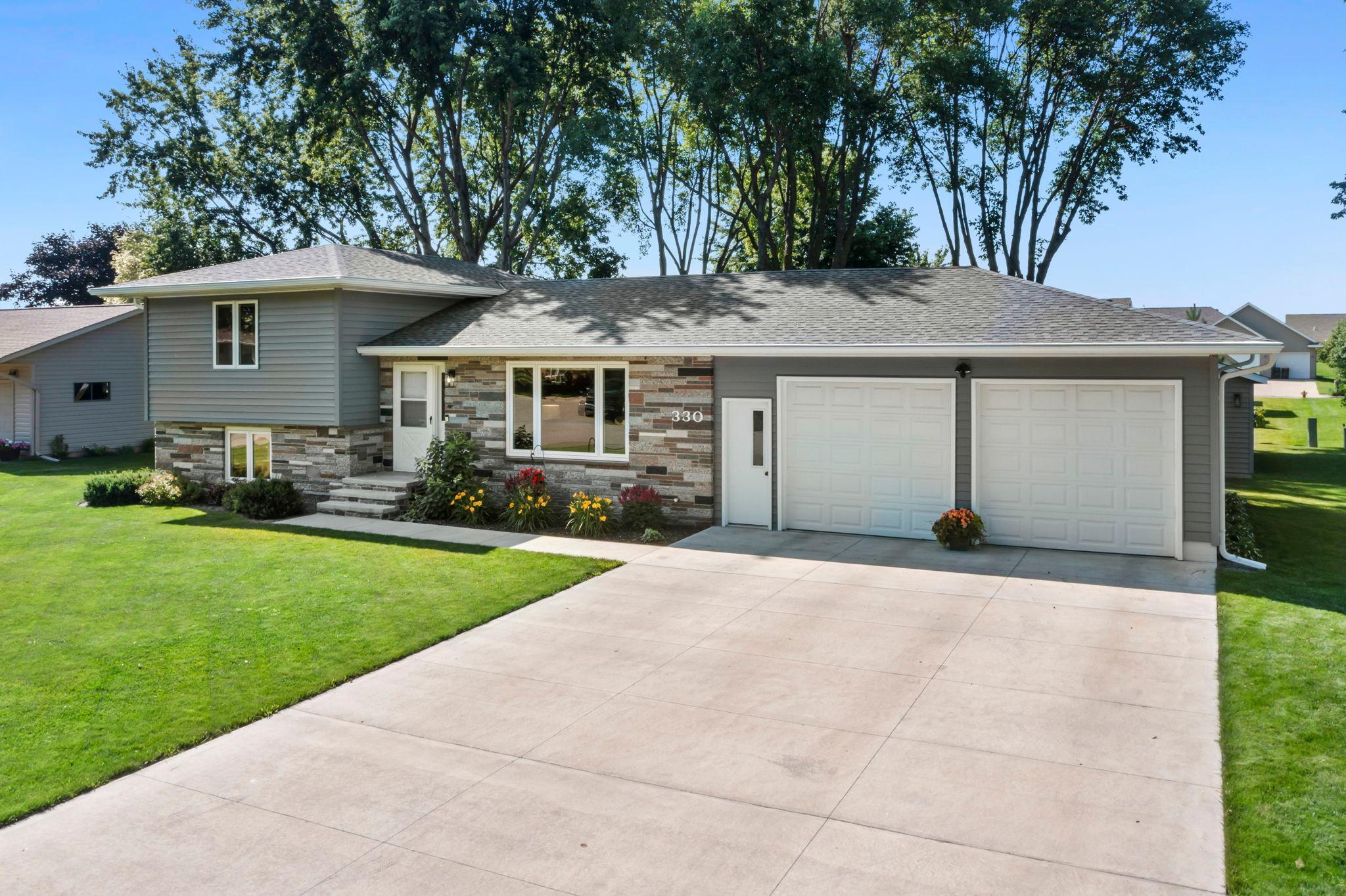 330 8th Street Property Photo 1