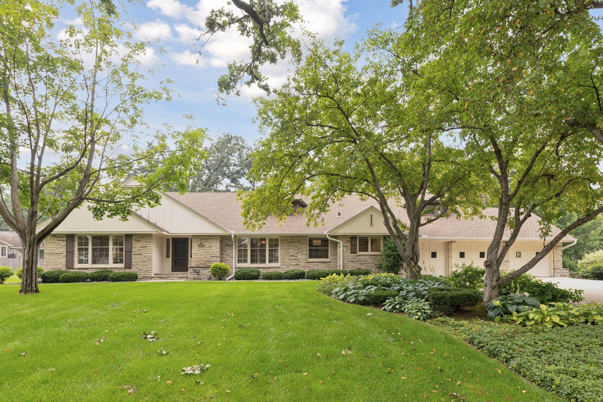 25 Woodland Road Property Photo