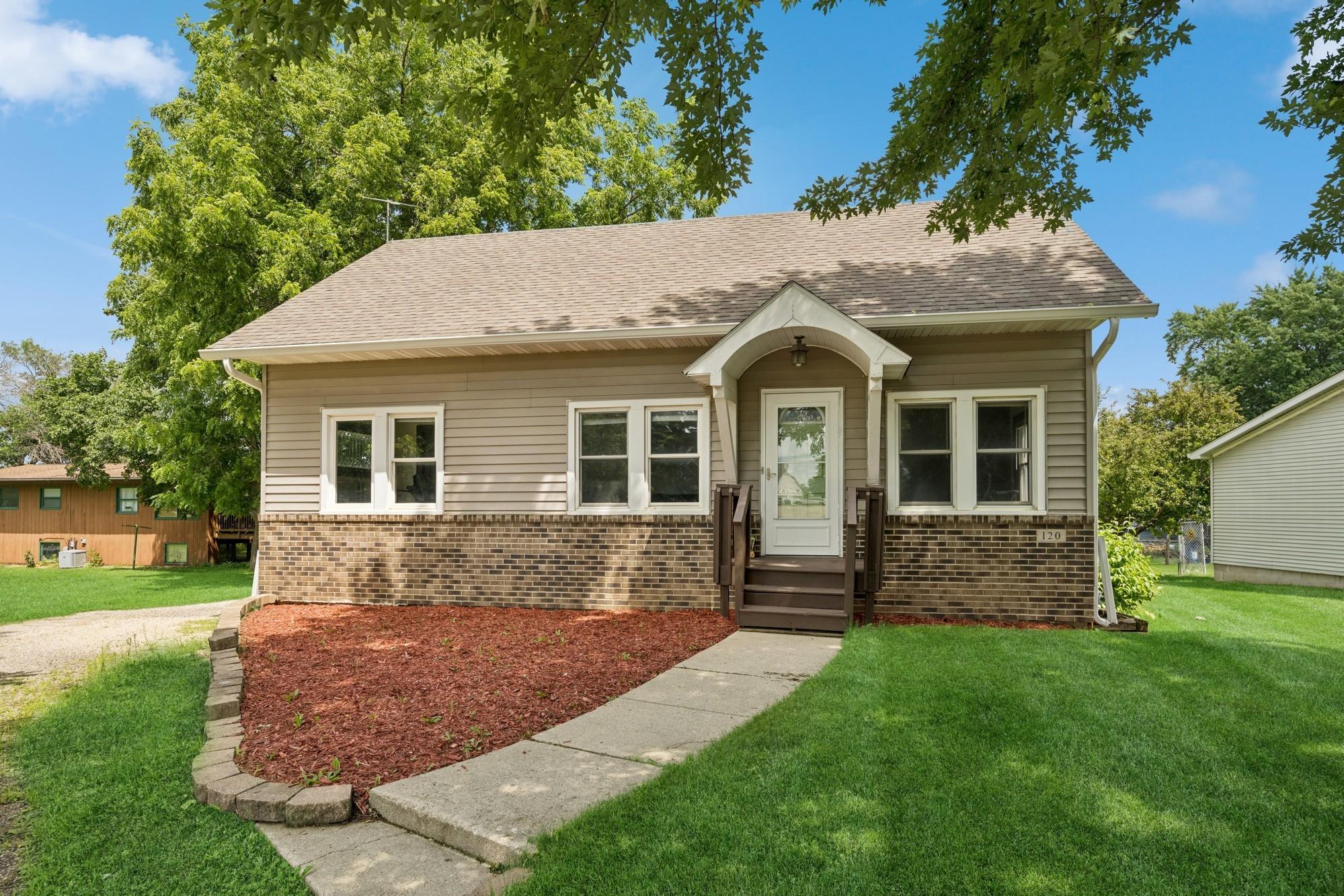 120 5th Street Property Photo 1
