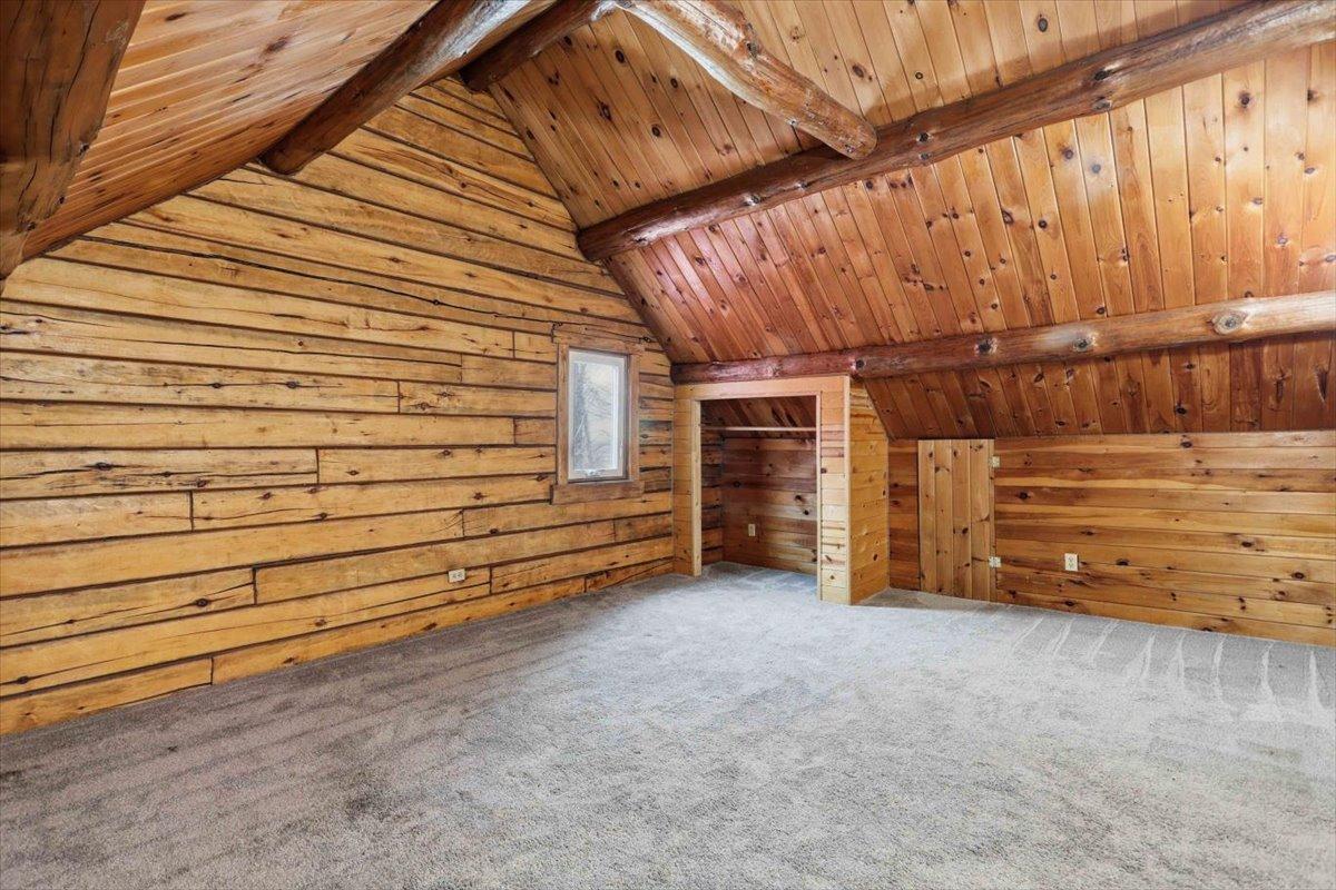 2303 Cardas Road Property Photo 12