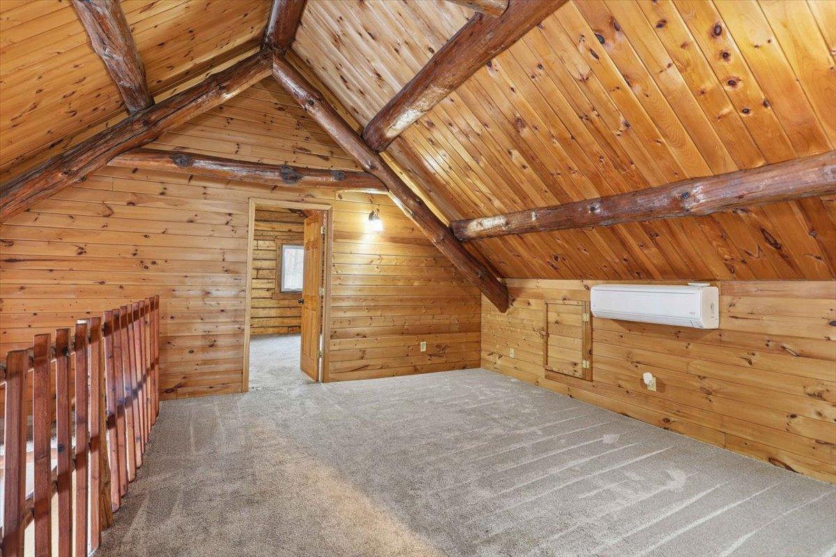 2303 Cardas Road Property Photo 14