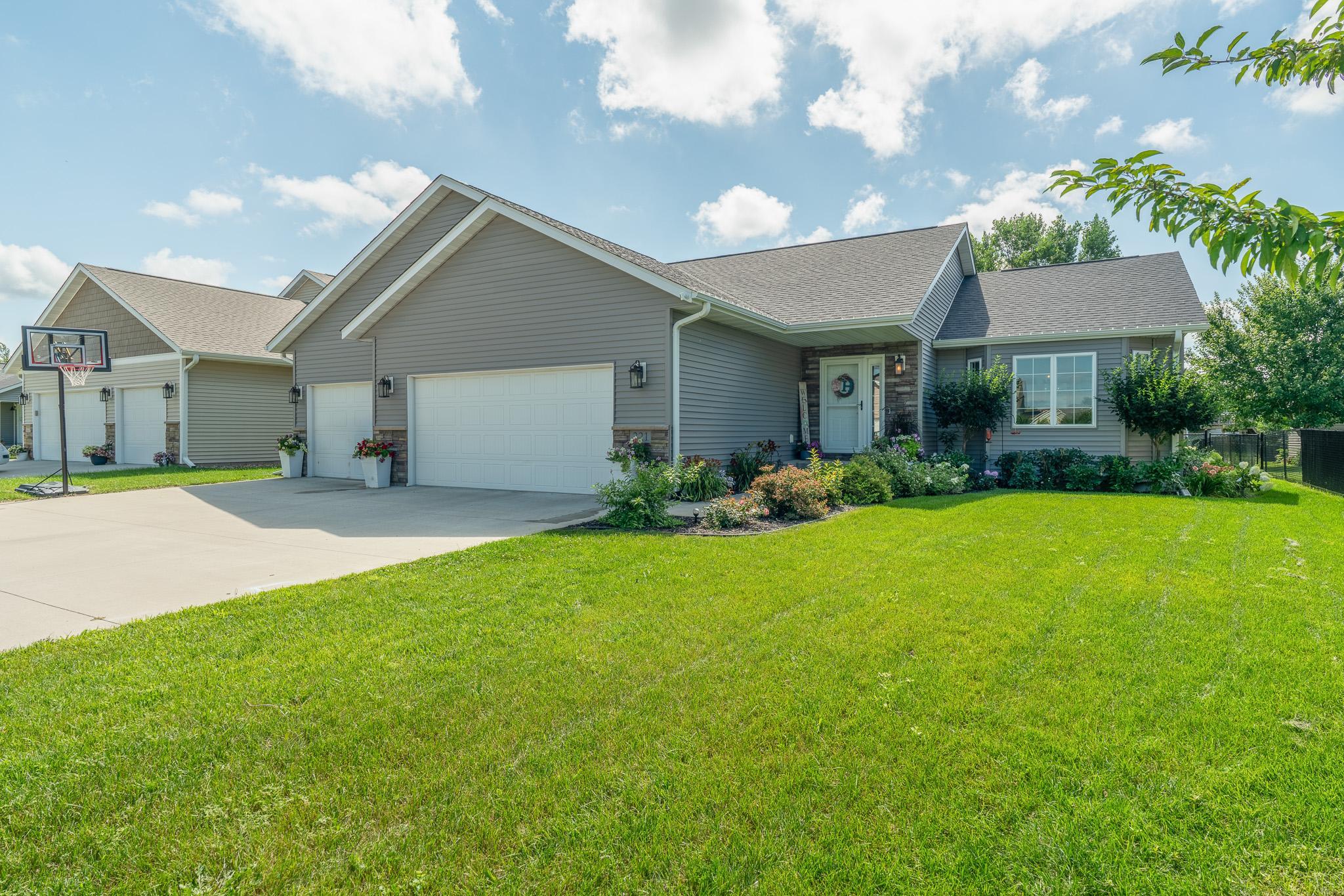 221 Muriefield Drive Property Photo 1