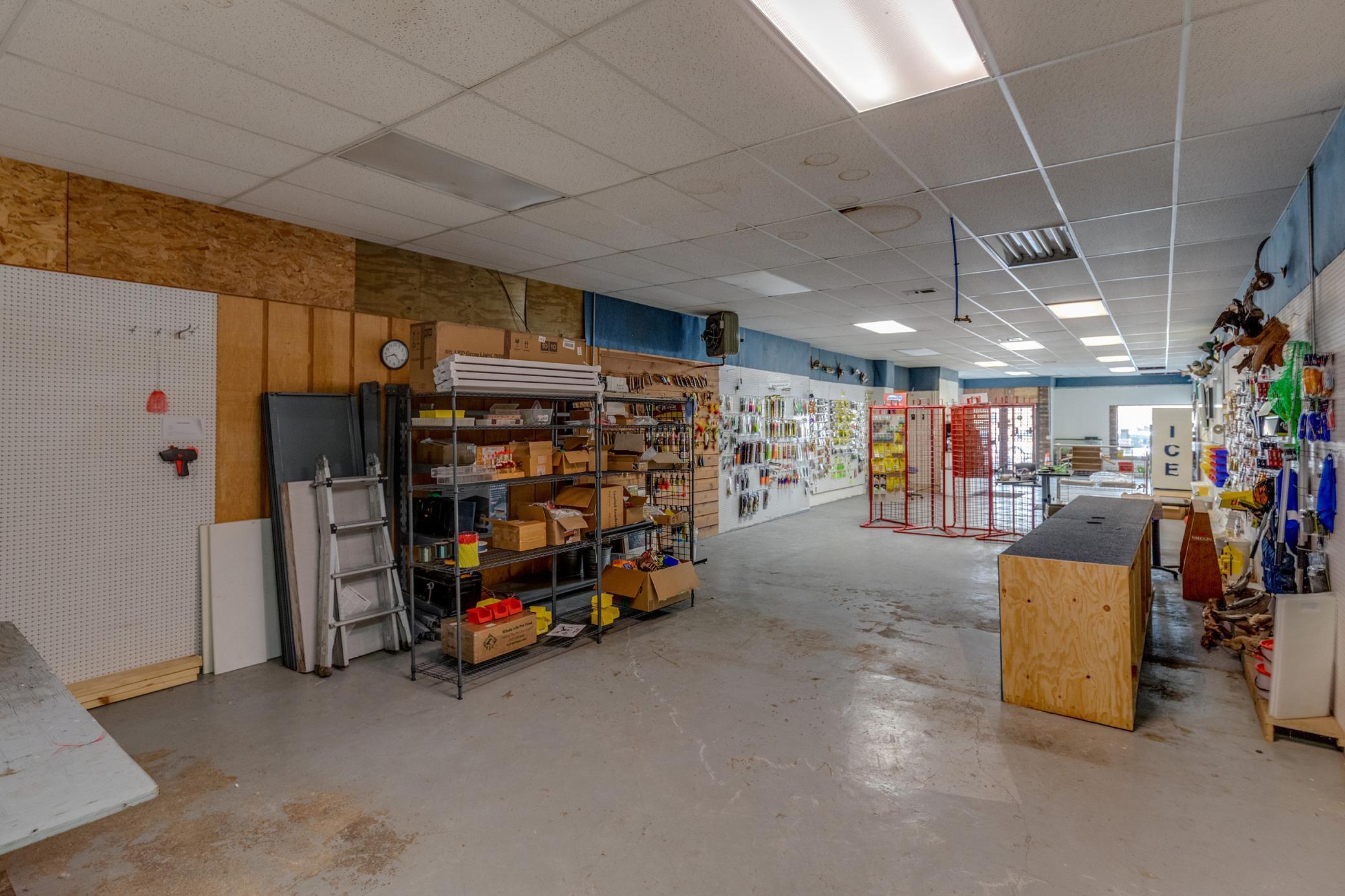 609 Minnesota Avenue W Property Photo 13