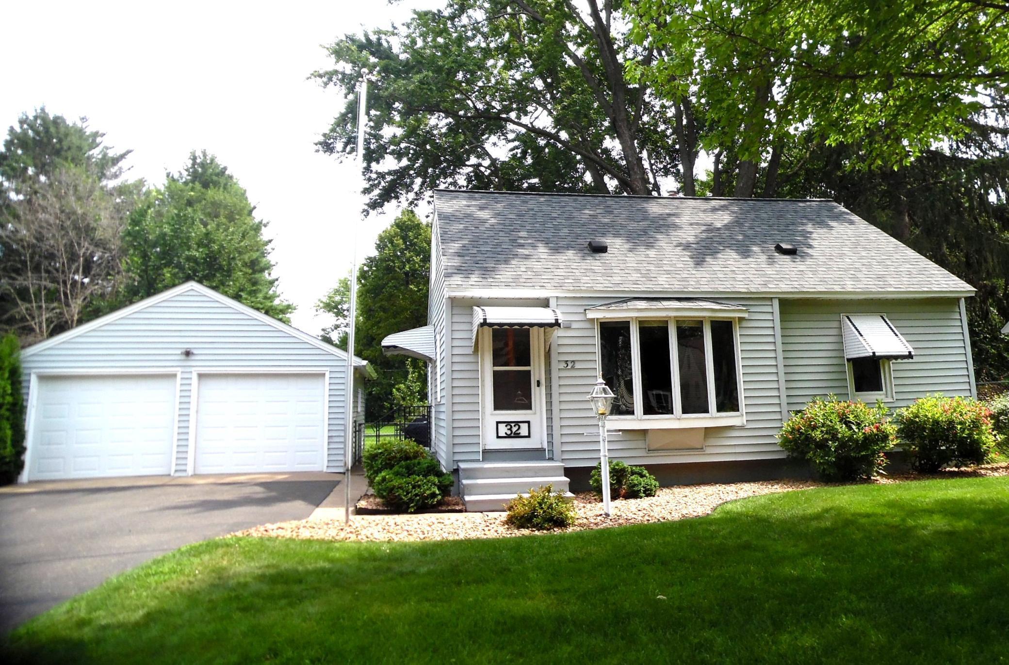 32 Center Road Property Photo