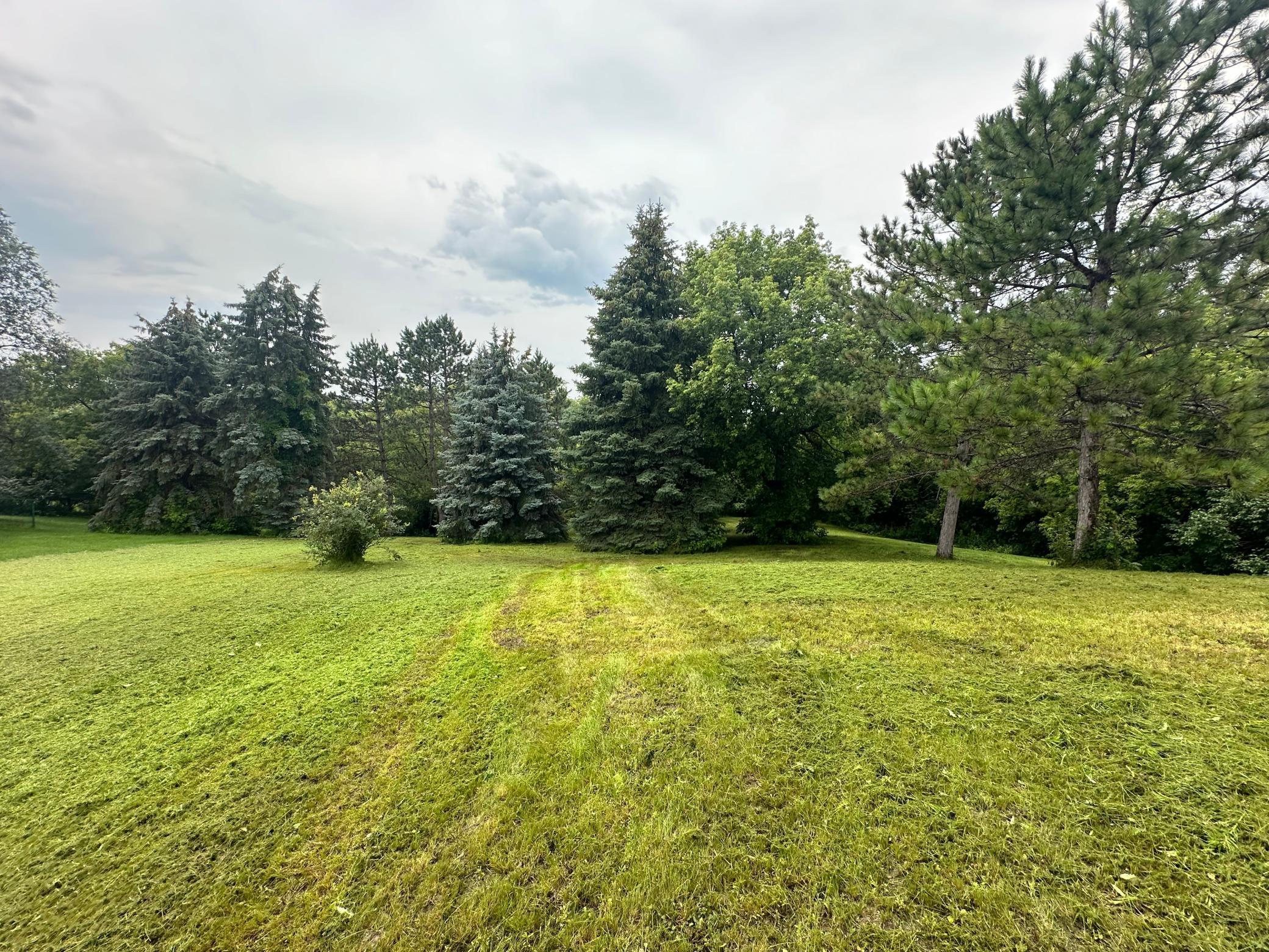 7200 Comstock Lane N Property Photo 1