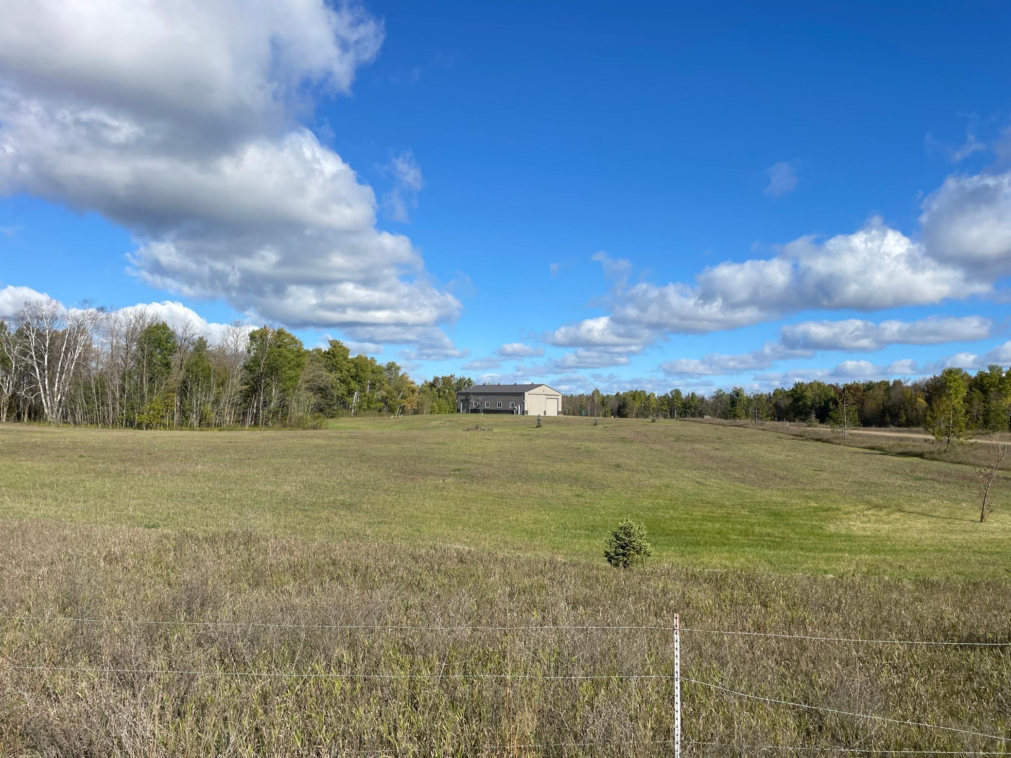 10563 Country View Drive Property Photo 1