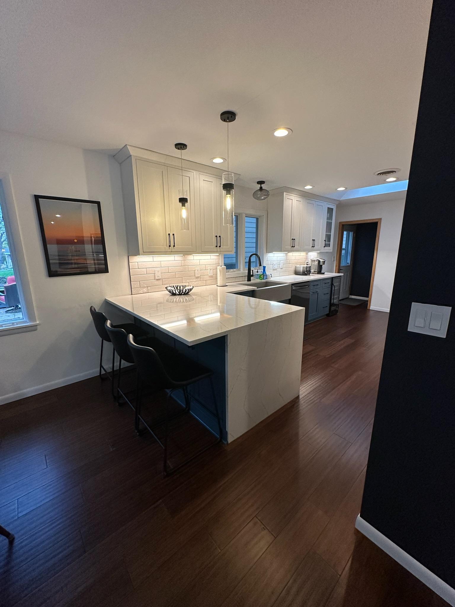 529 W Park Lane Property Photo 12