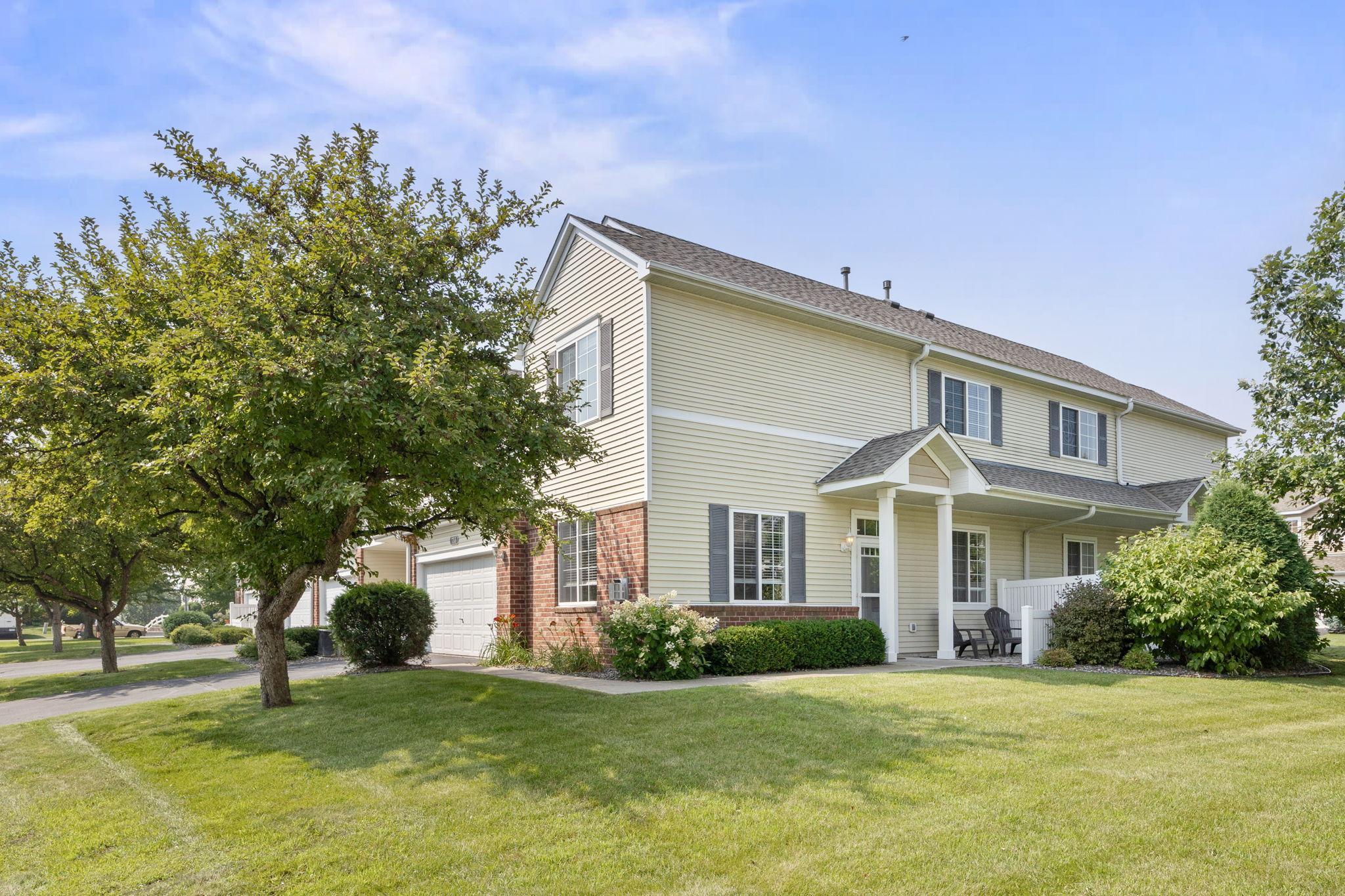 755 10th Street Property Photo 1