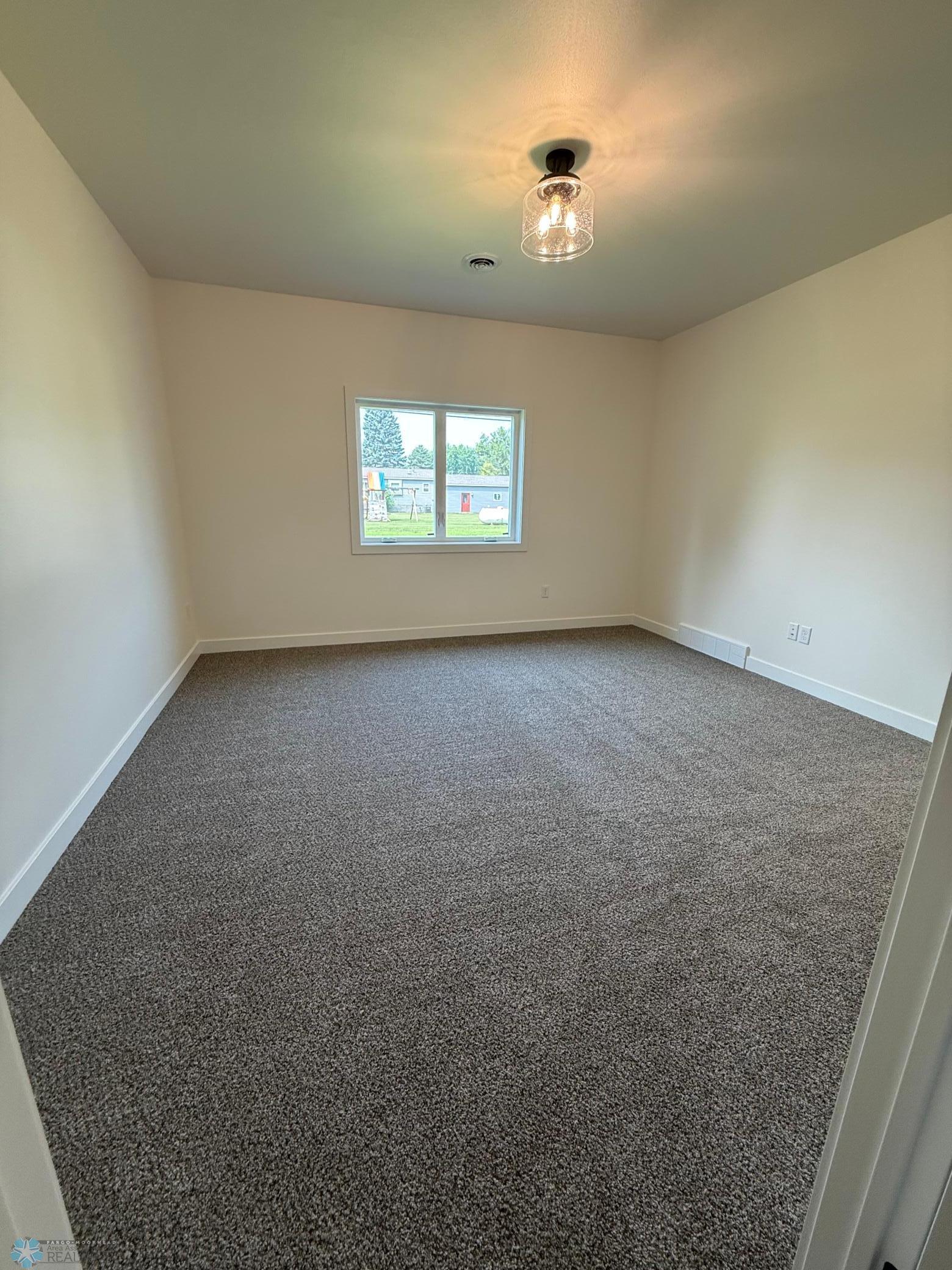 436 4th Street Property Photo 14