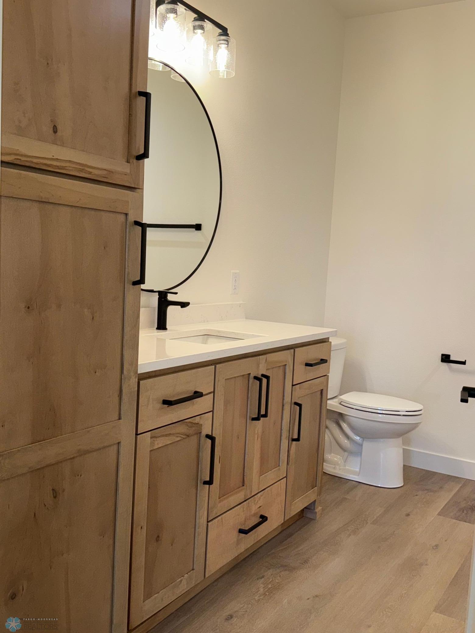 438 4th Street Property Photo 14