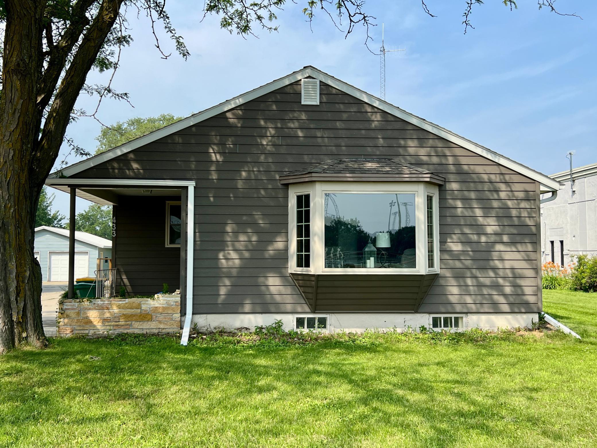 433 Minnesota Street Property Photo 1