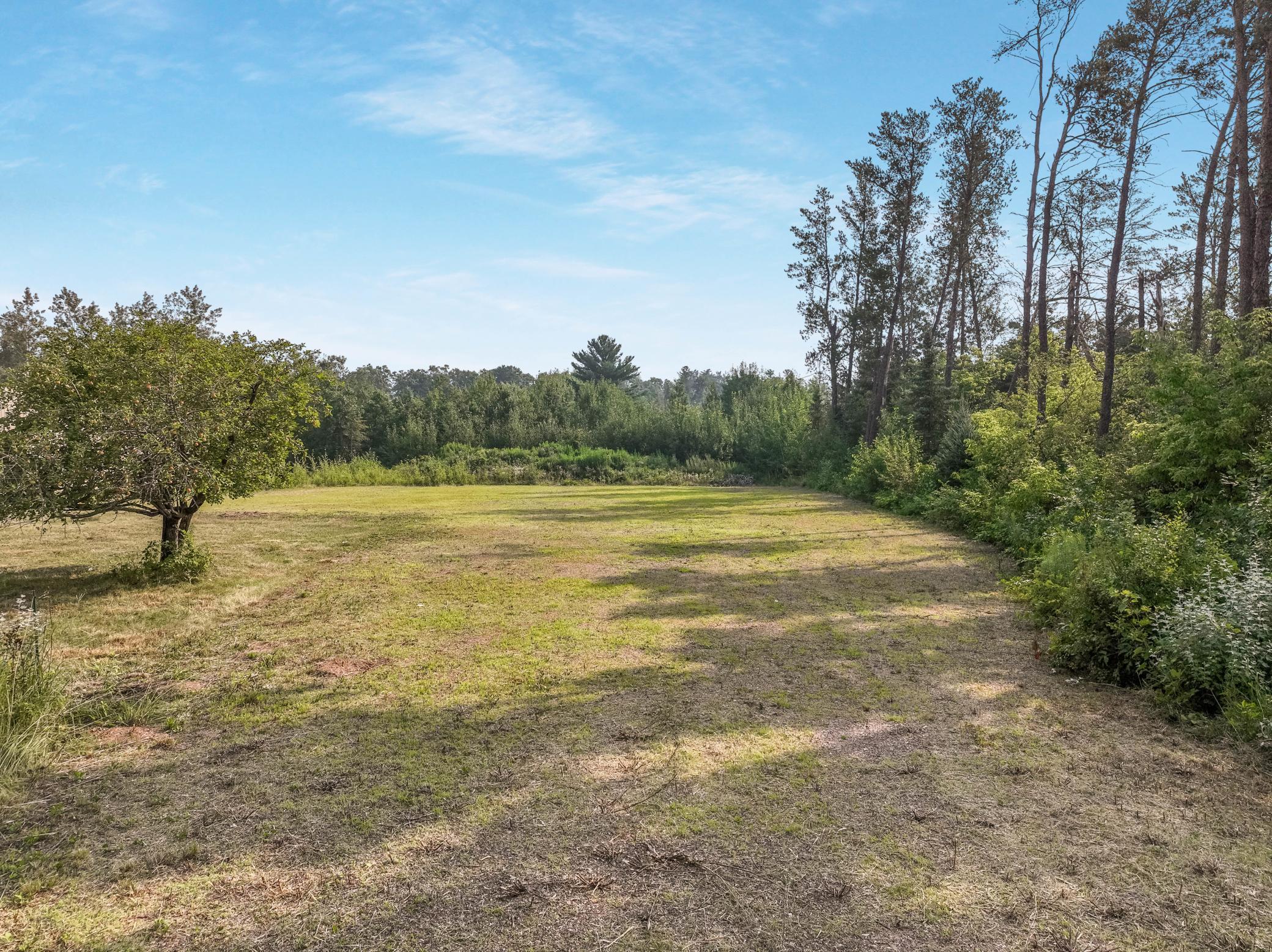 1844 N Highway Boulevard Property Photo 11