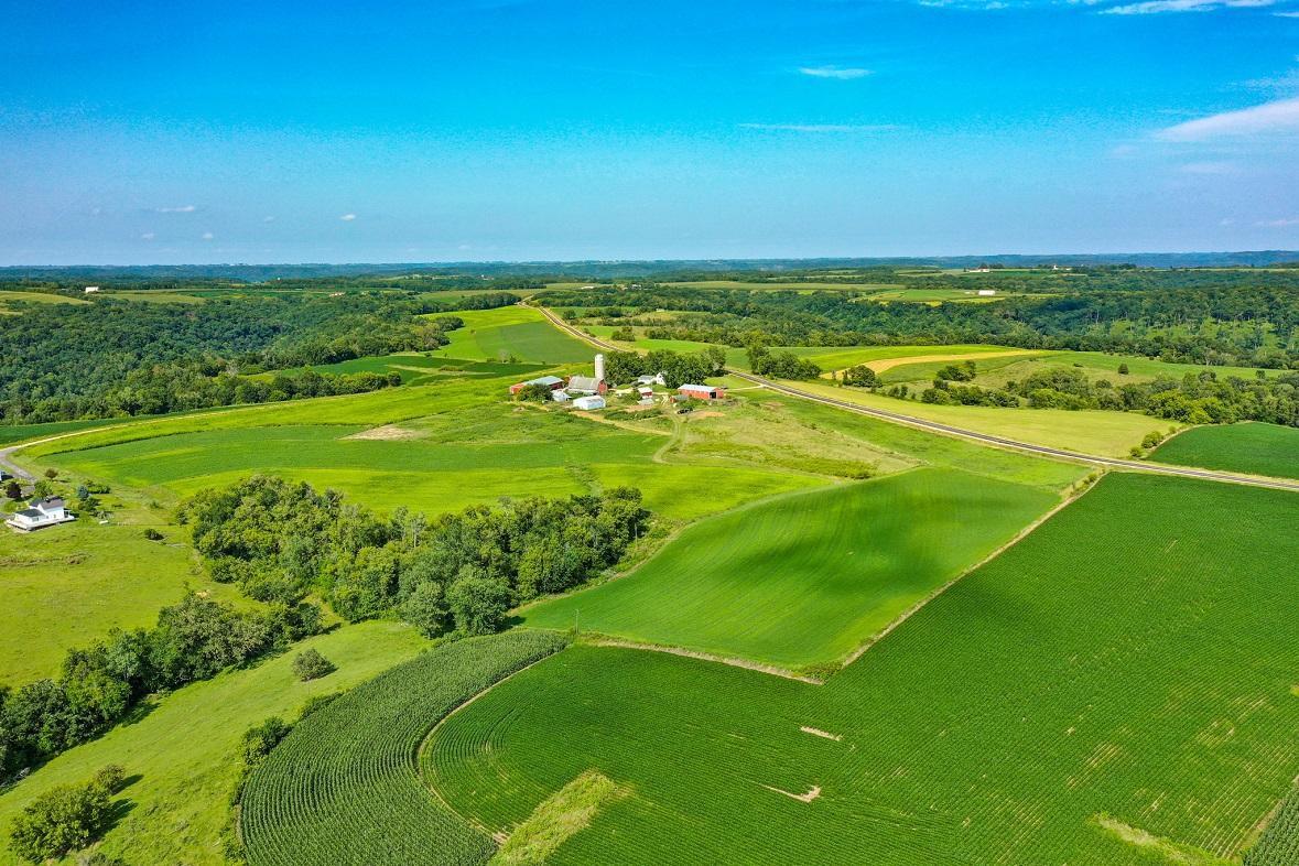 21706 County 26