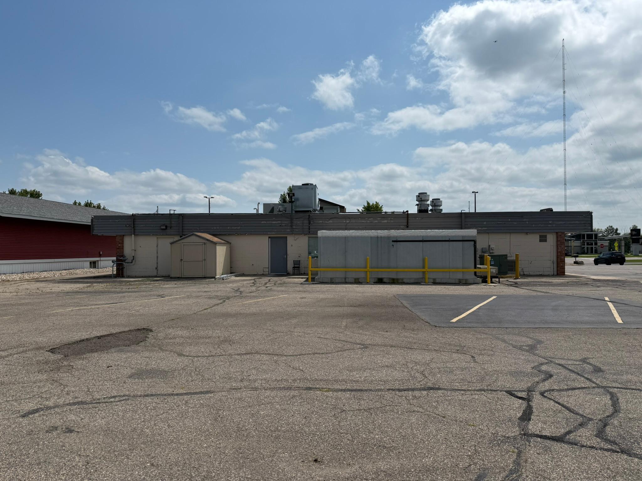 1501 E College Drive Property Photo 25
