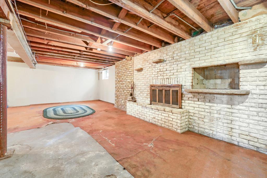 3304 Grand Avenue S Property Photo 23