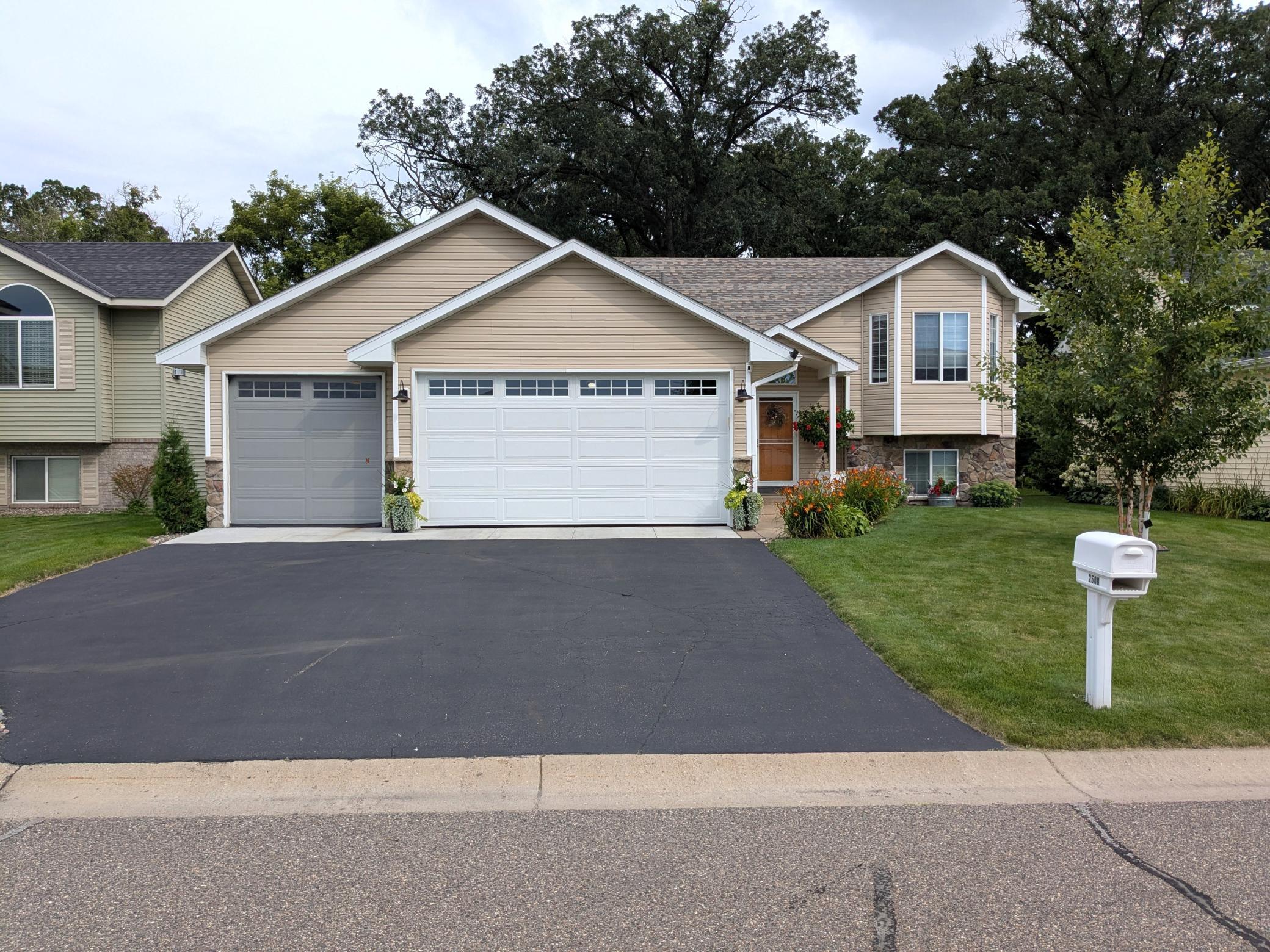 2508 42nd Avenue Property Photo