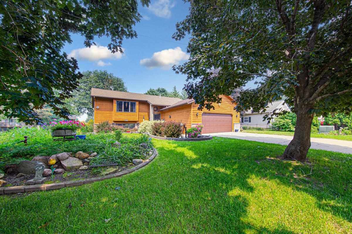 2026 Paulis Drive Property Photo 1