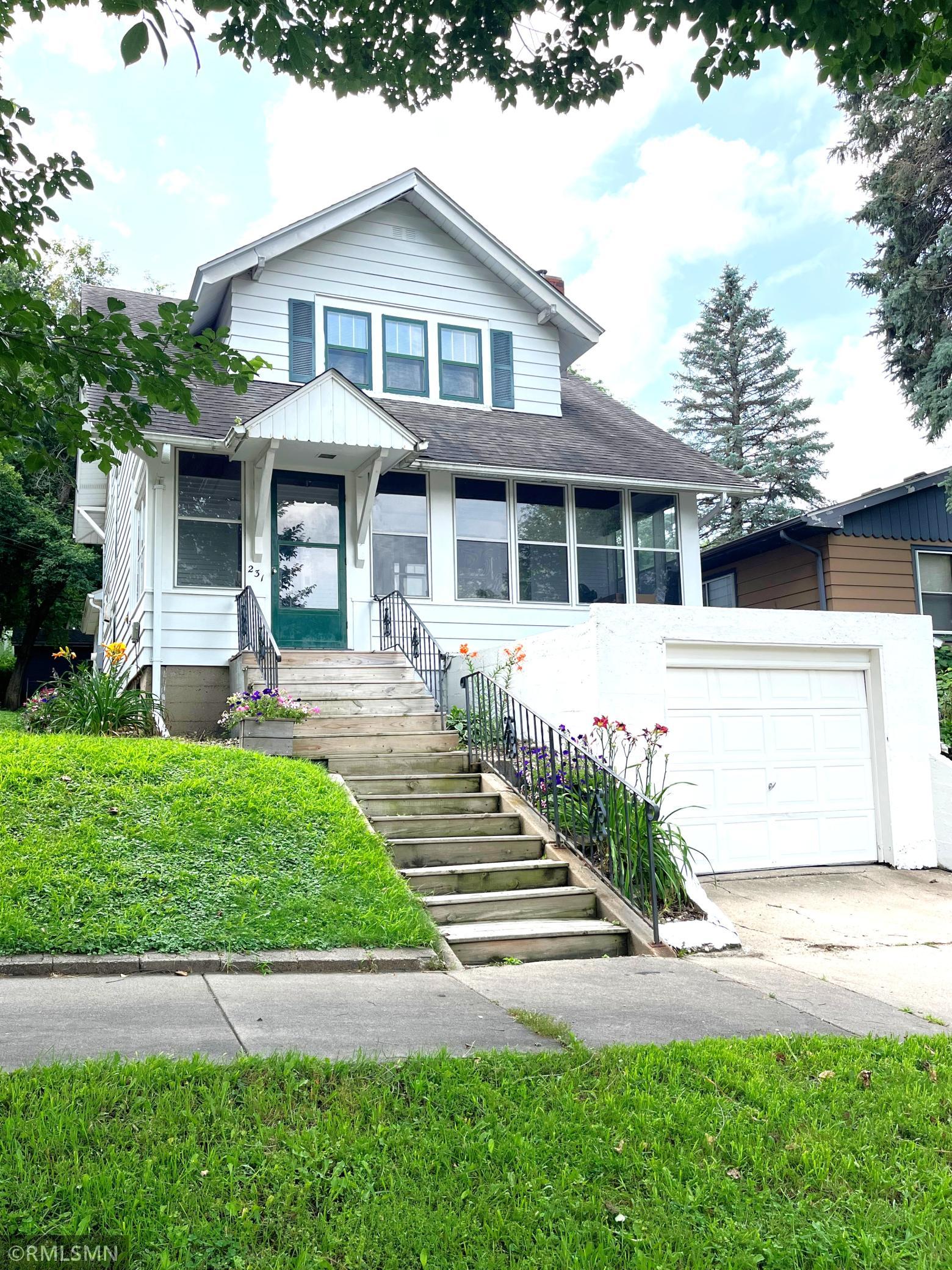 231 Bradley Street Property Photo 1