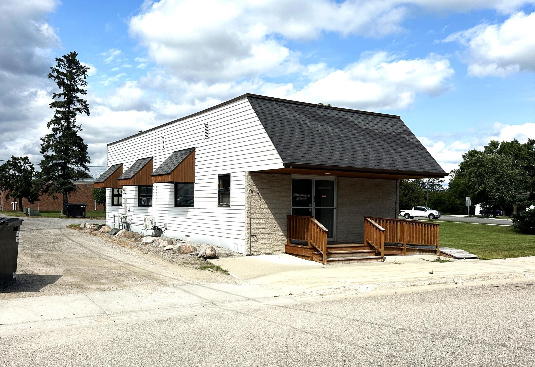 108 1st Street Property Photo 1