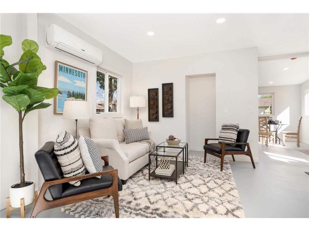 1808 Beach Drive Property Photo