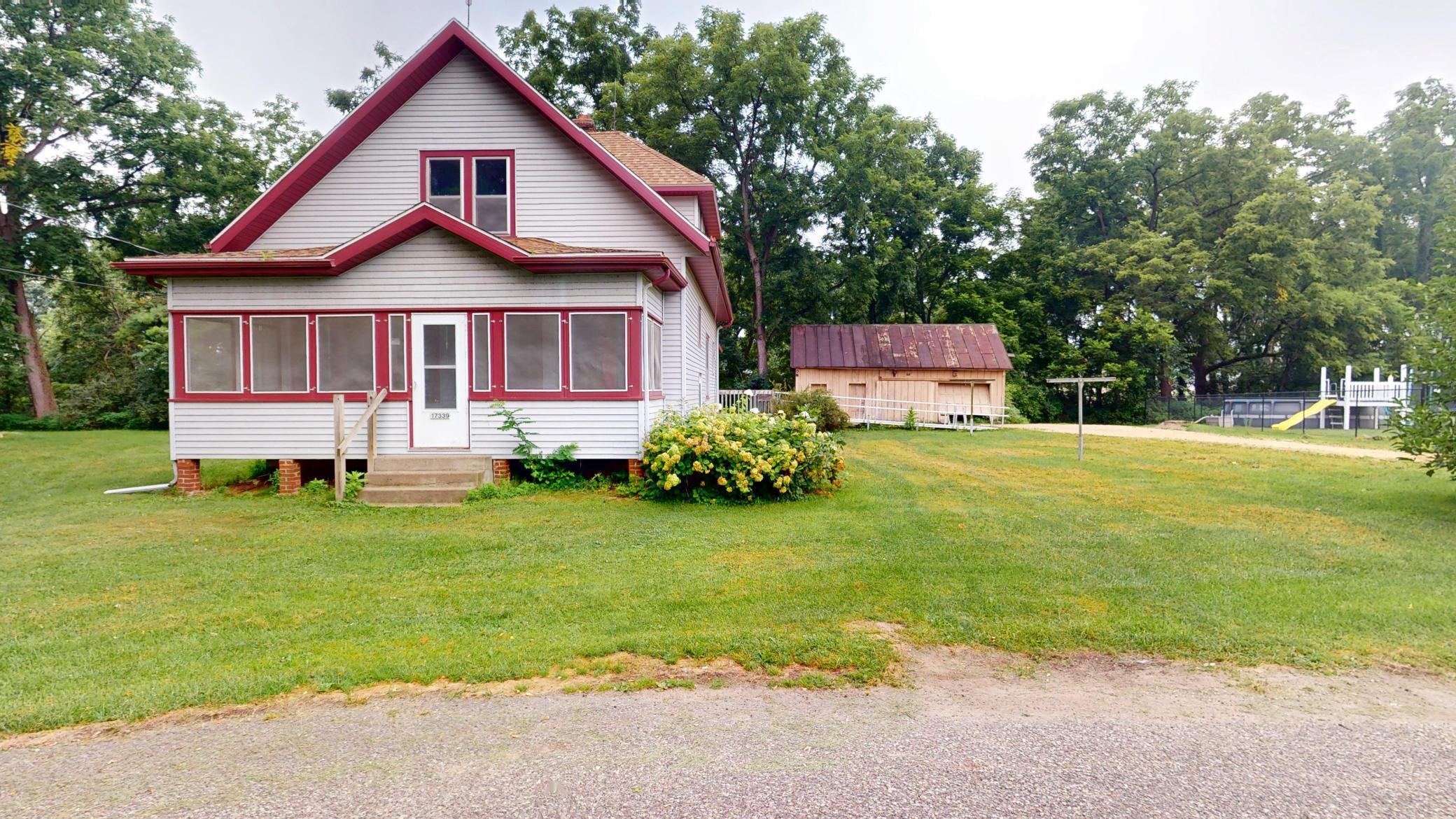 17339 Edgewood Lane Property Photo 1