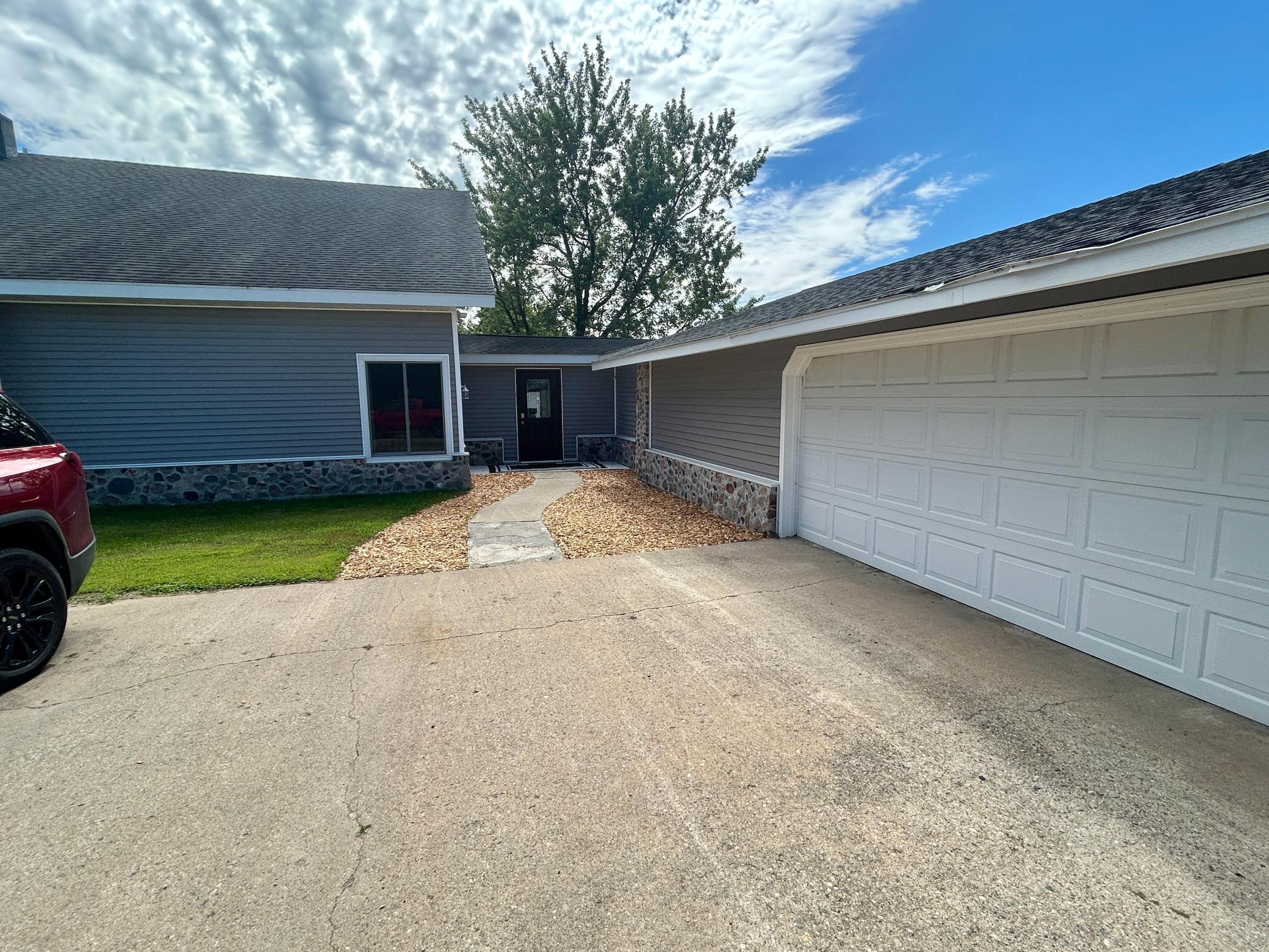 31548 County Highway 75 Property Photo 6
