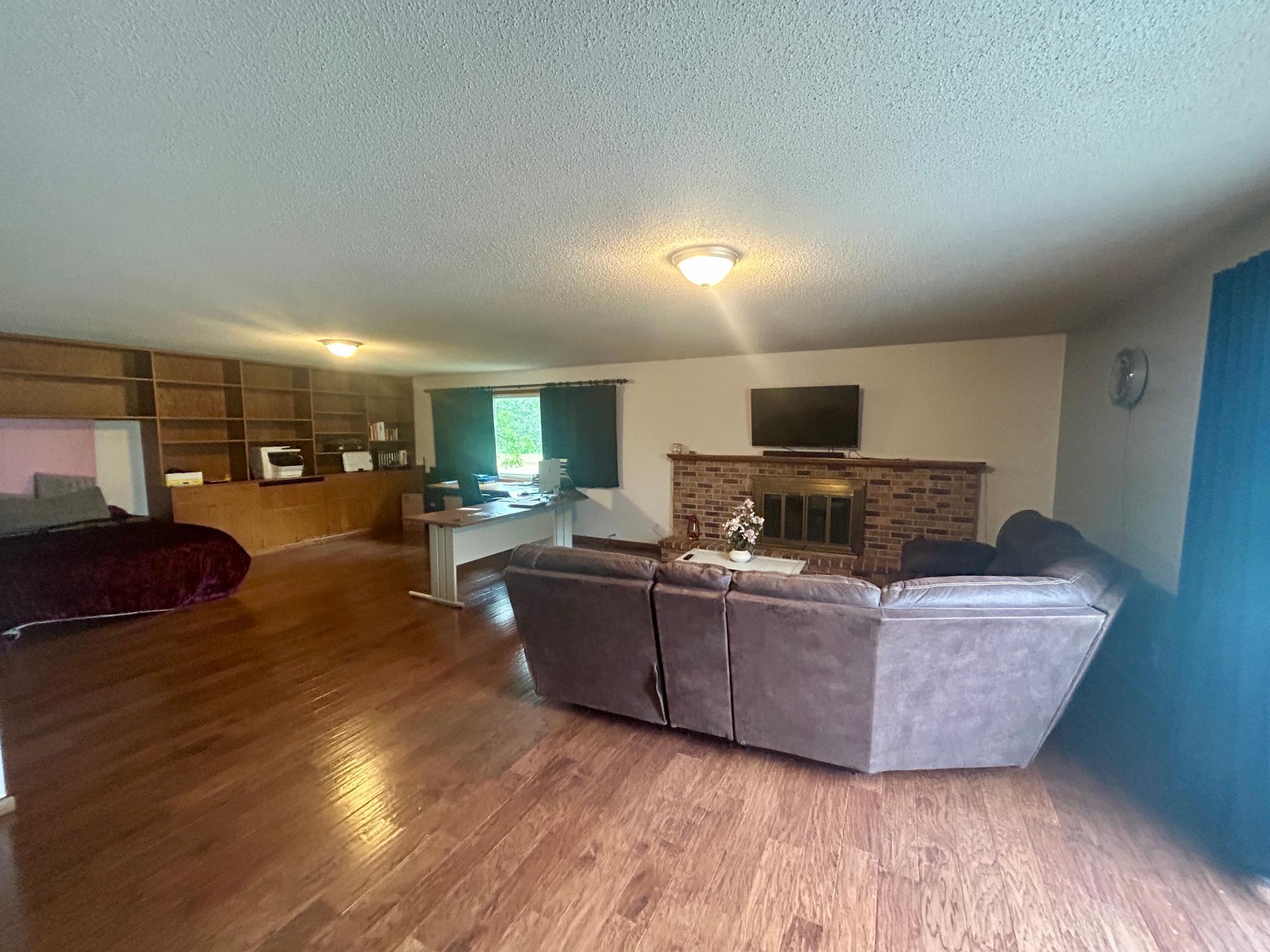31548 County Highway 75 Property Photo 14