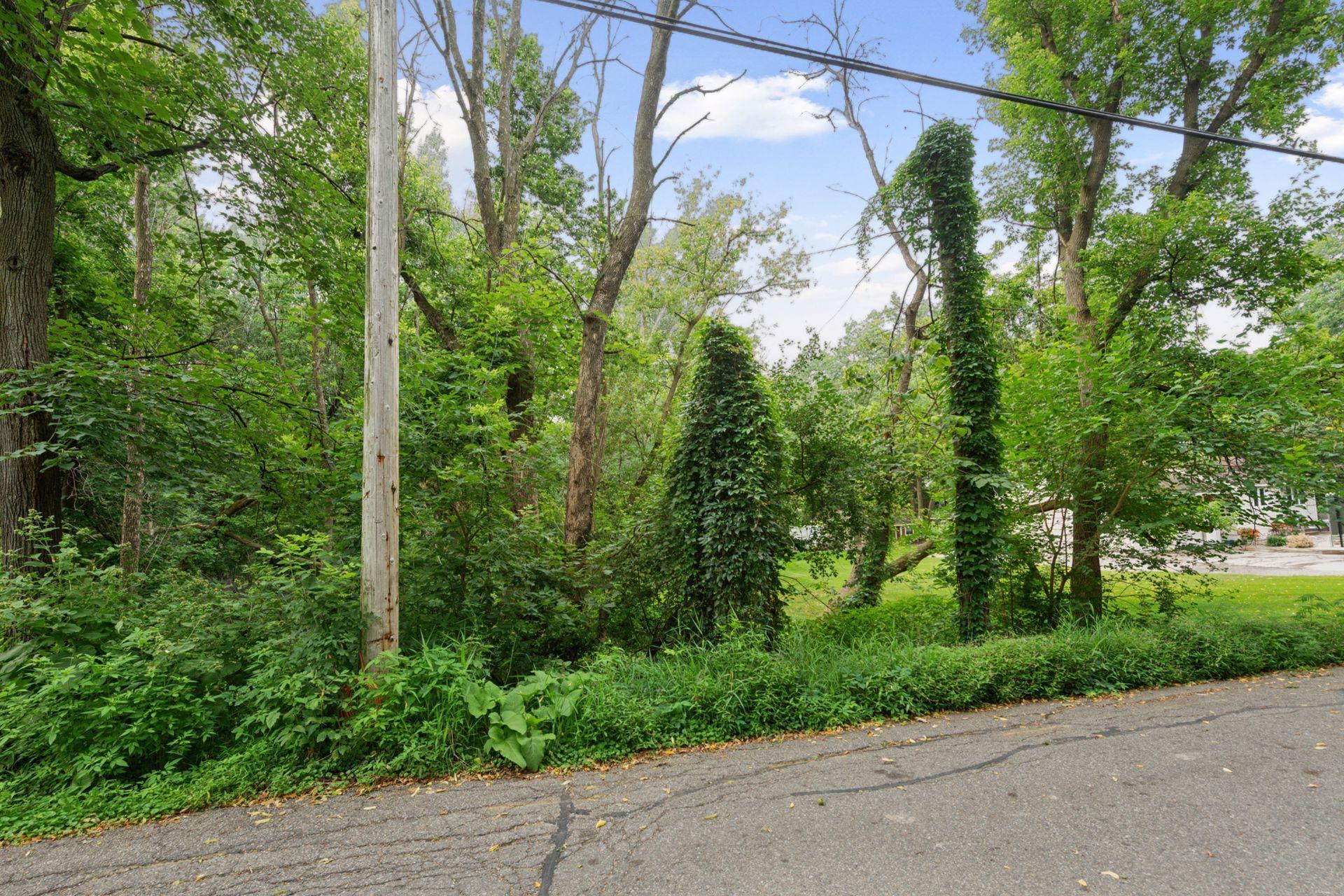 000 Park Drive Property Photo 7