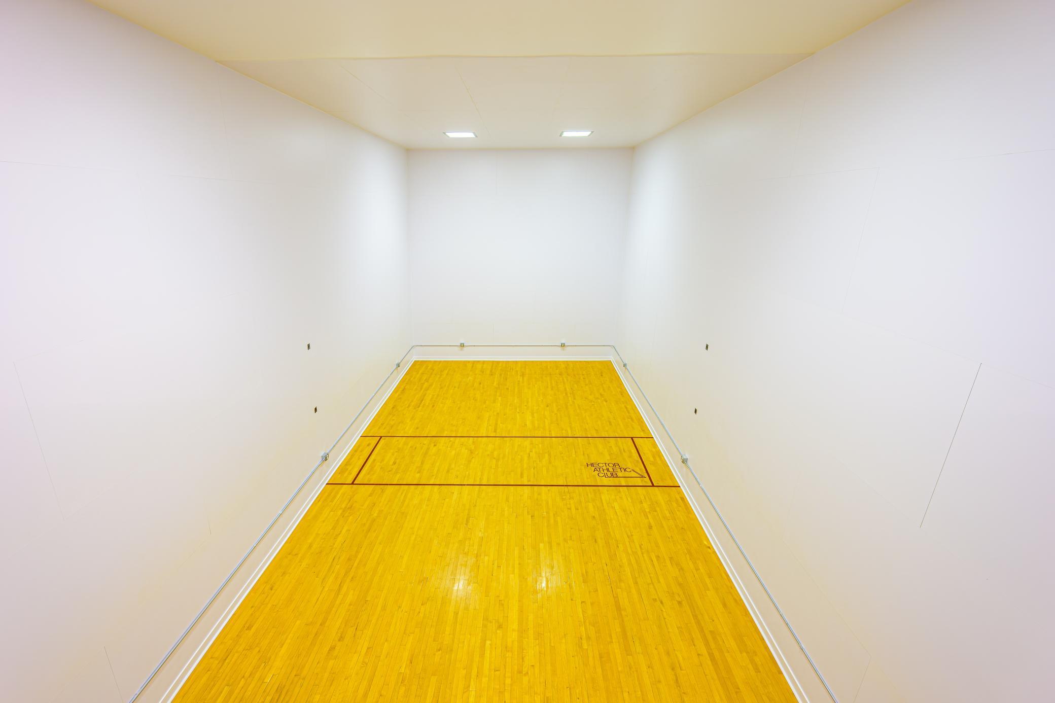 541 8th Street E Property Photo 11